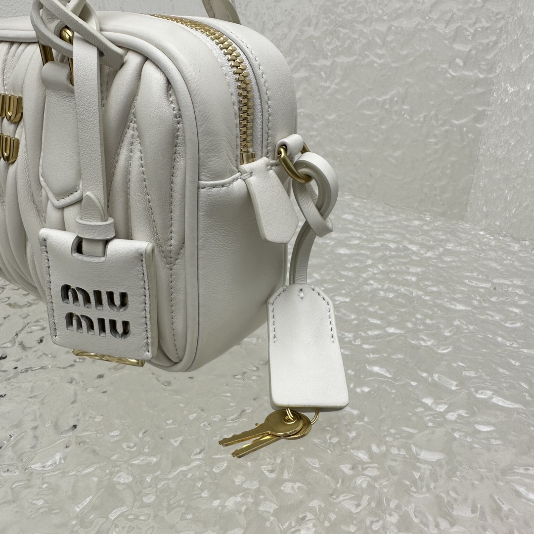 M*um*u vintage too pretty bag-19*13*6cm