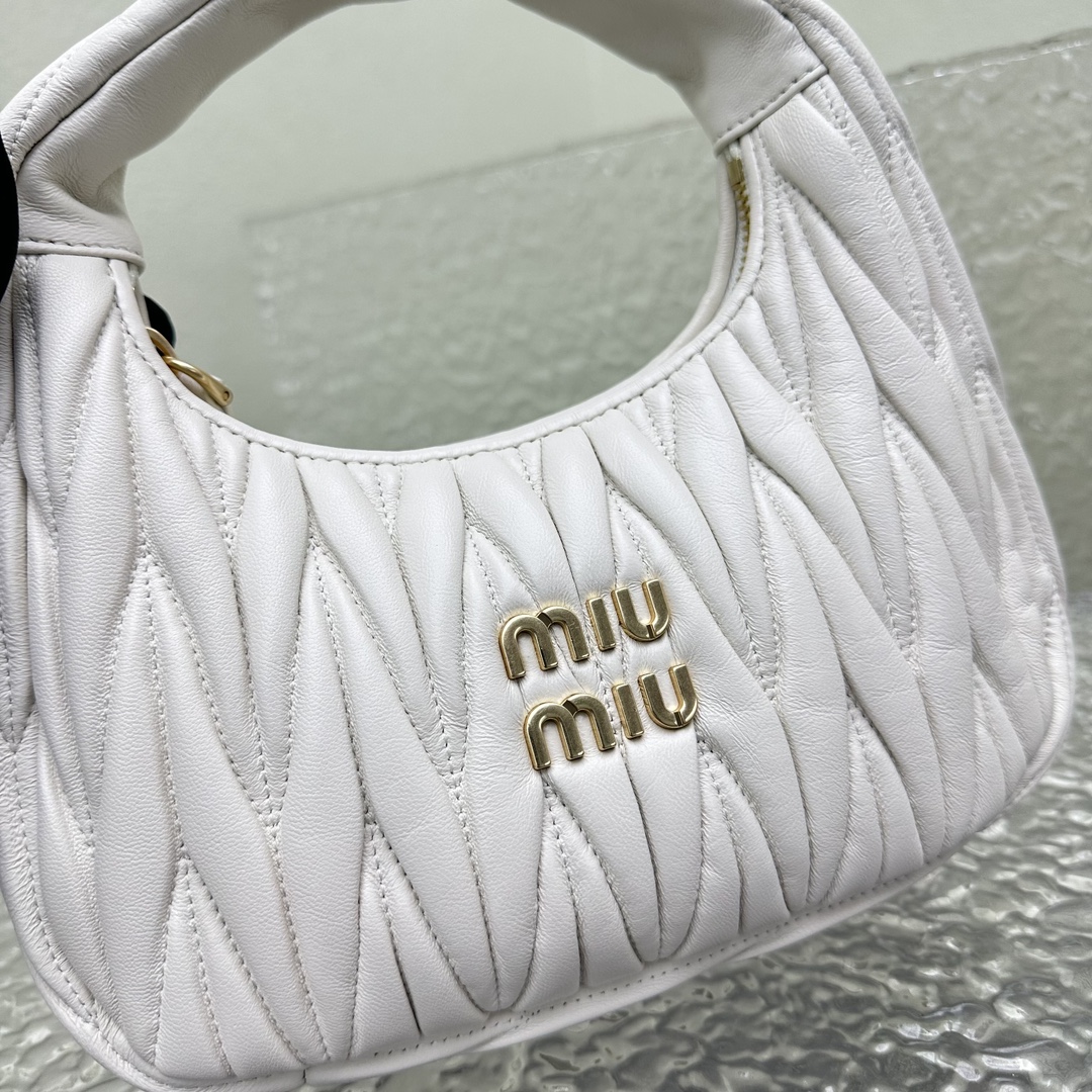 M*um*u wander hobo bag-20*6*17cm