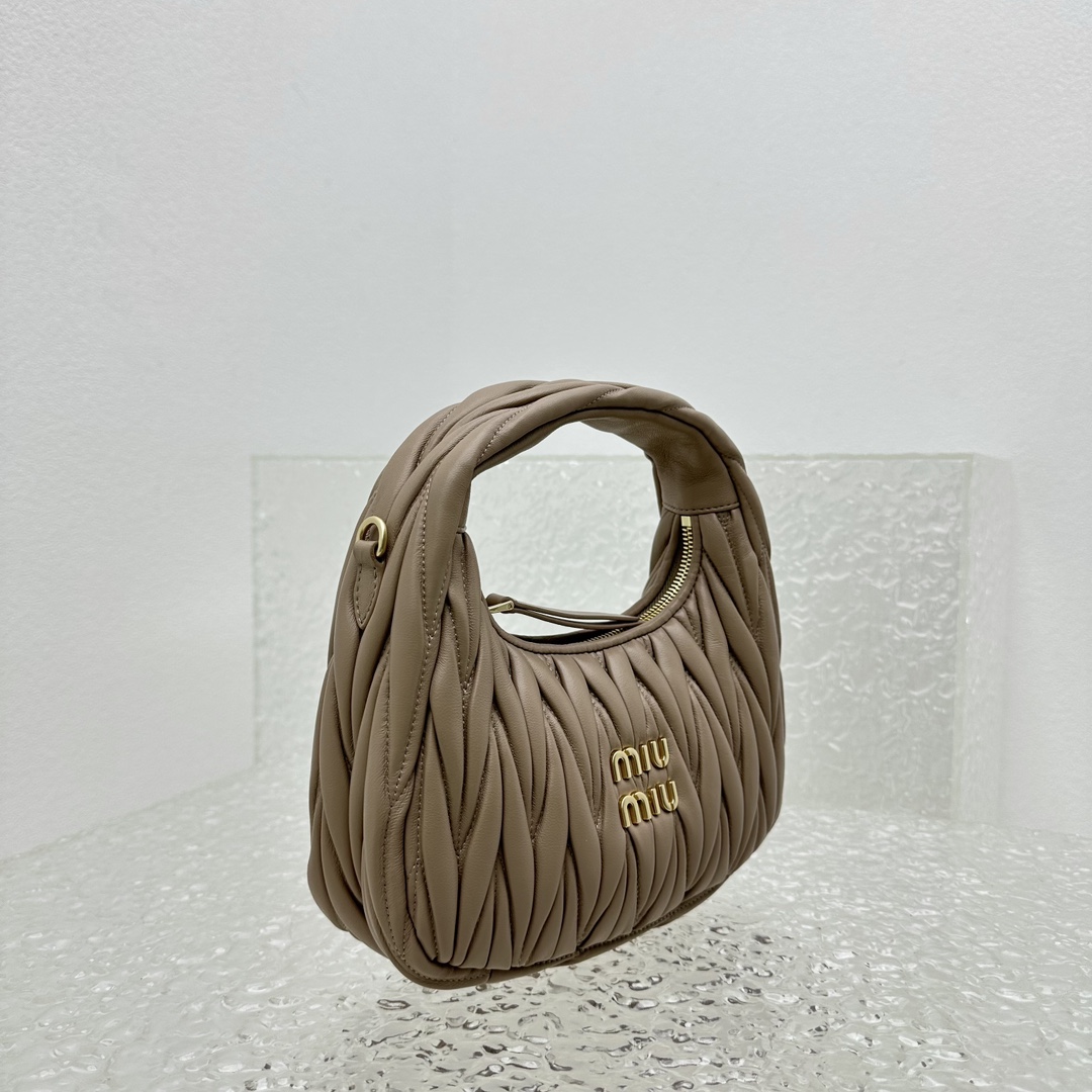 M*um*u wander hobo bag-20*6*17cm