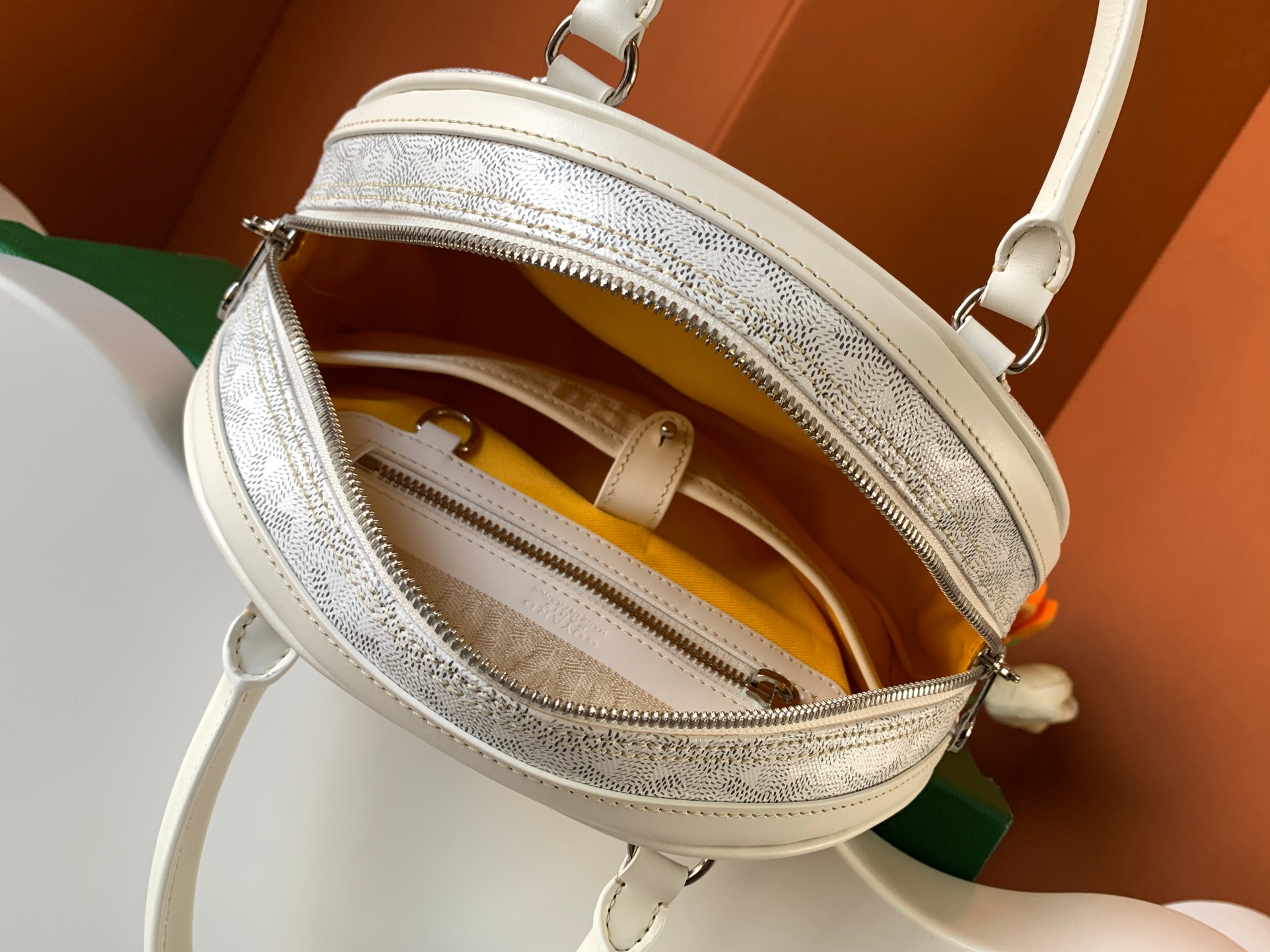 Go*ard vintage bag-26.5x8x17cm