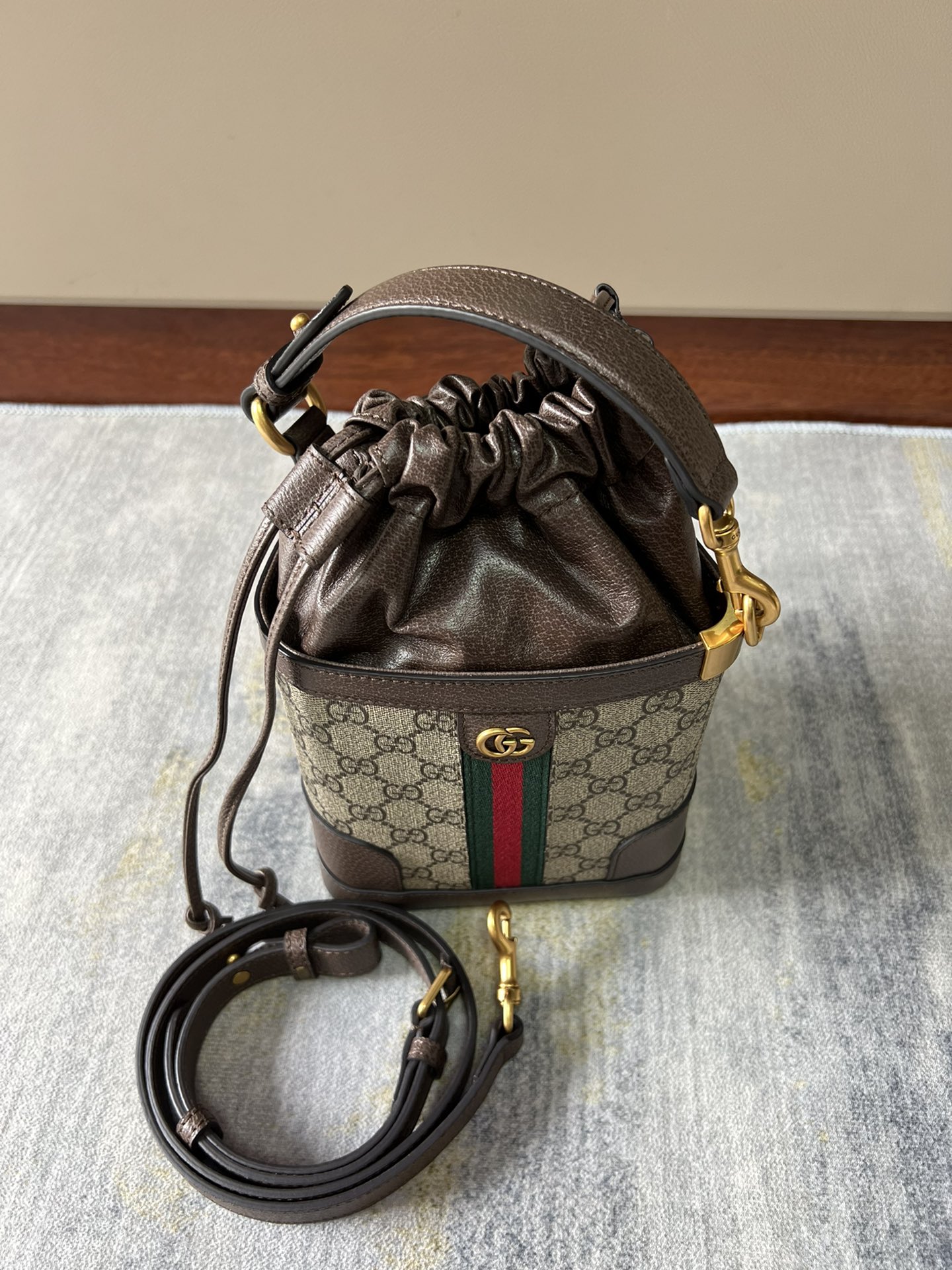 G*u*i tote 2023-18*16*15cm