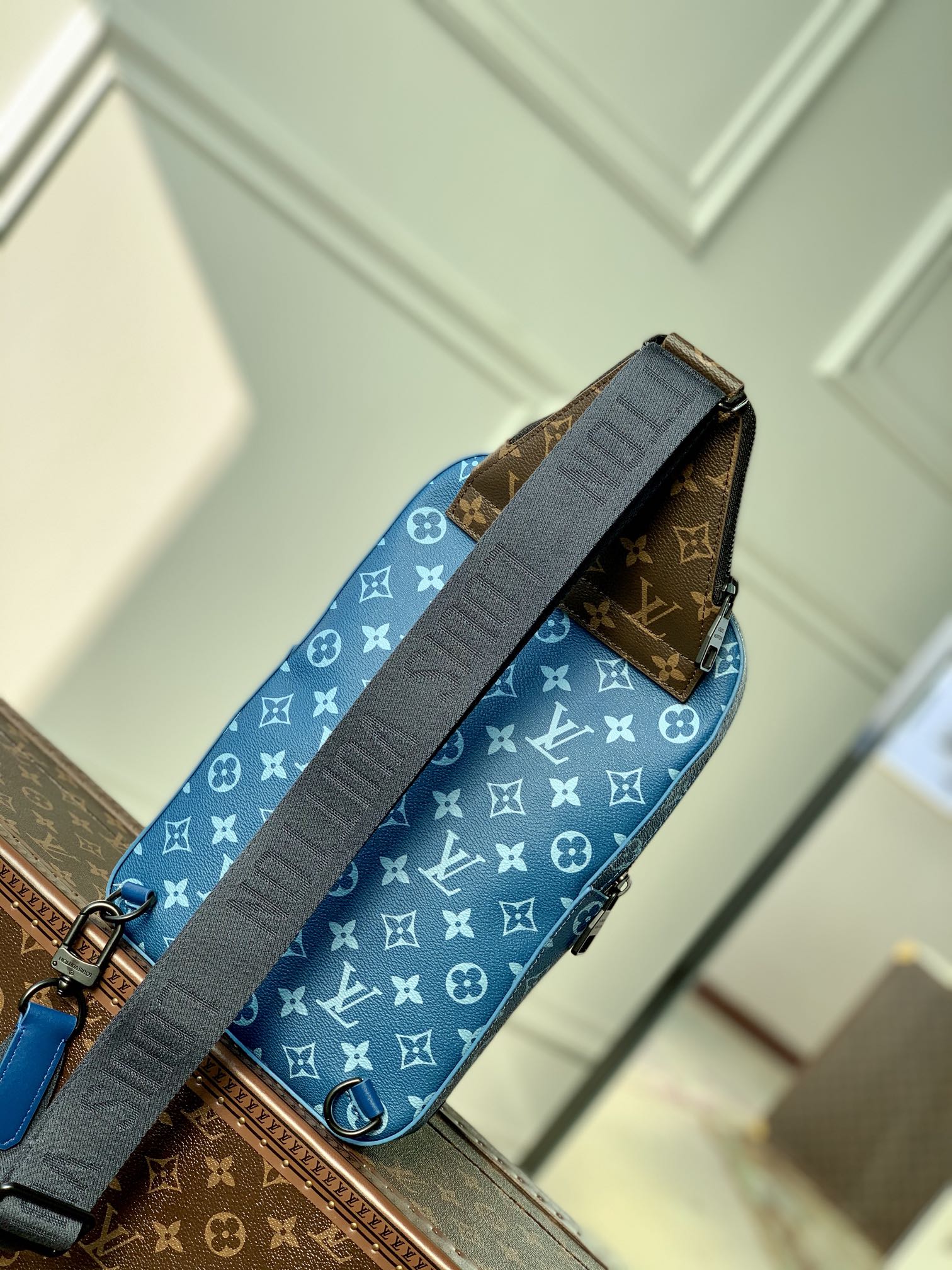 l0*is V*t0n damier graphite avenue bag-20 *31 x*10cm