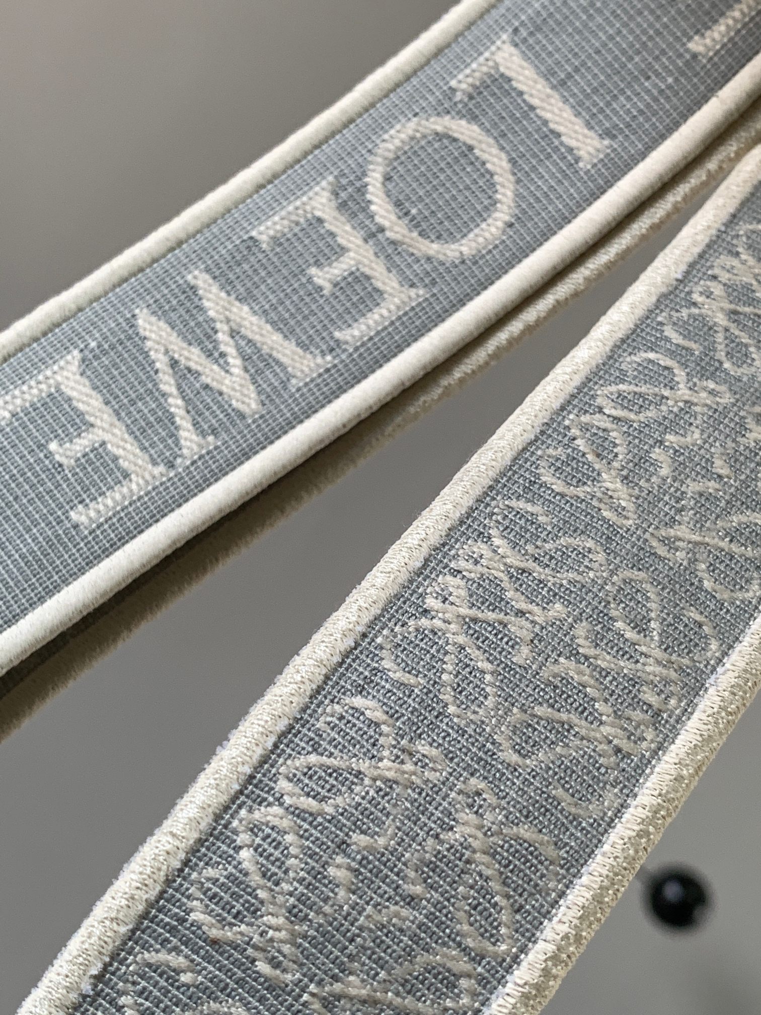 L0ew* anagram straps-134cm