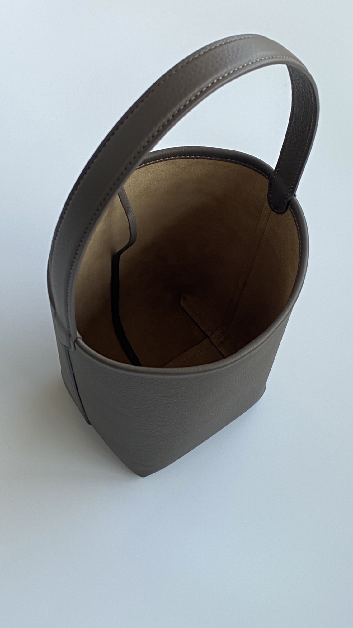 T*e R0w bucket-22*23*13cm