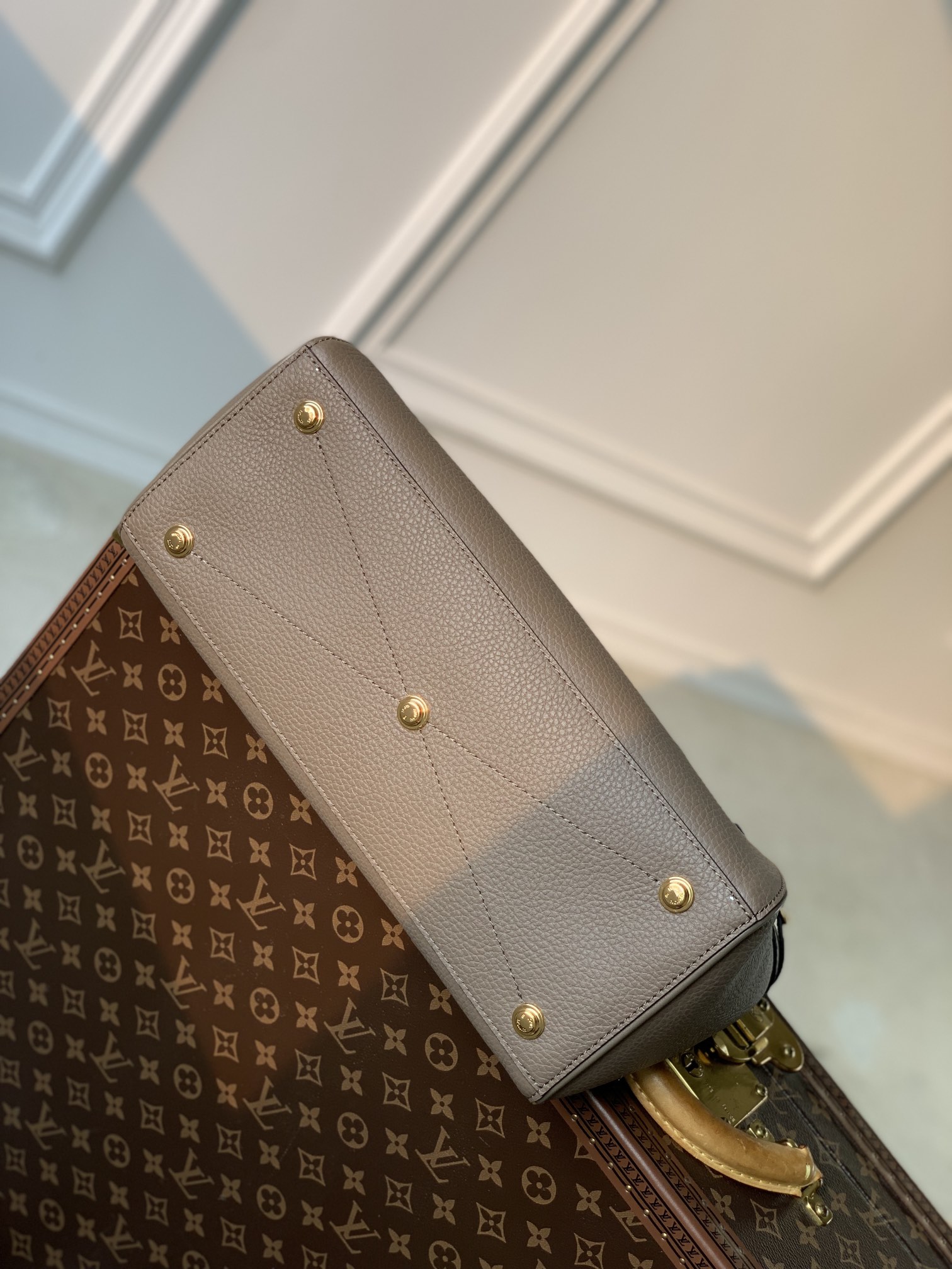 l0*is V*t0n lock it tote mm-36×29×15cm