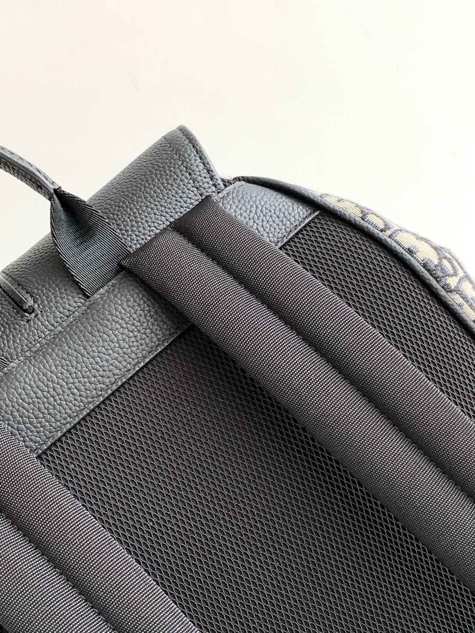 D*or motion backpack-31*38*11cm