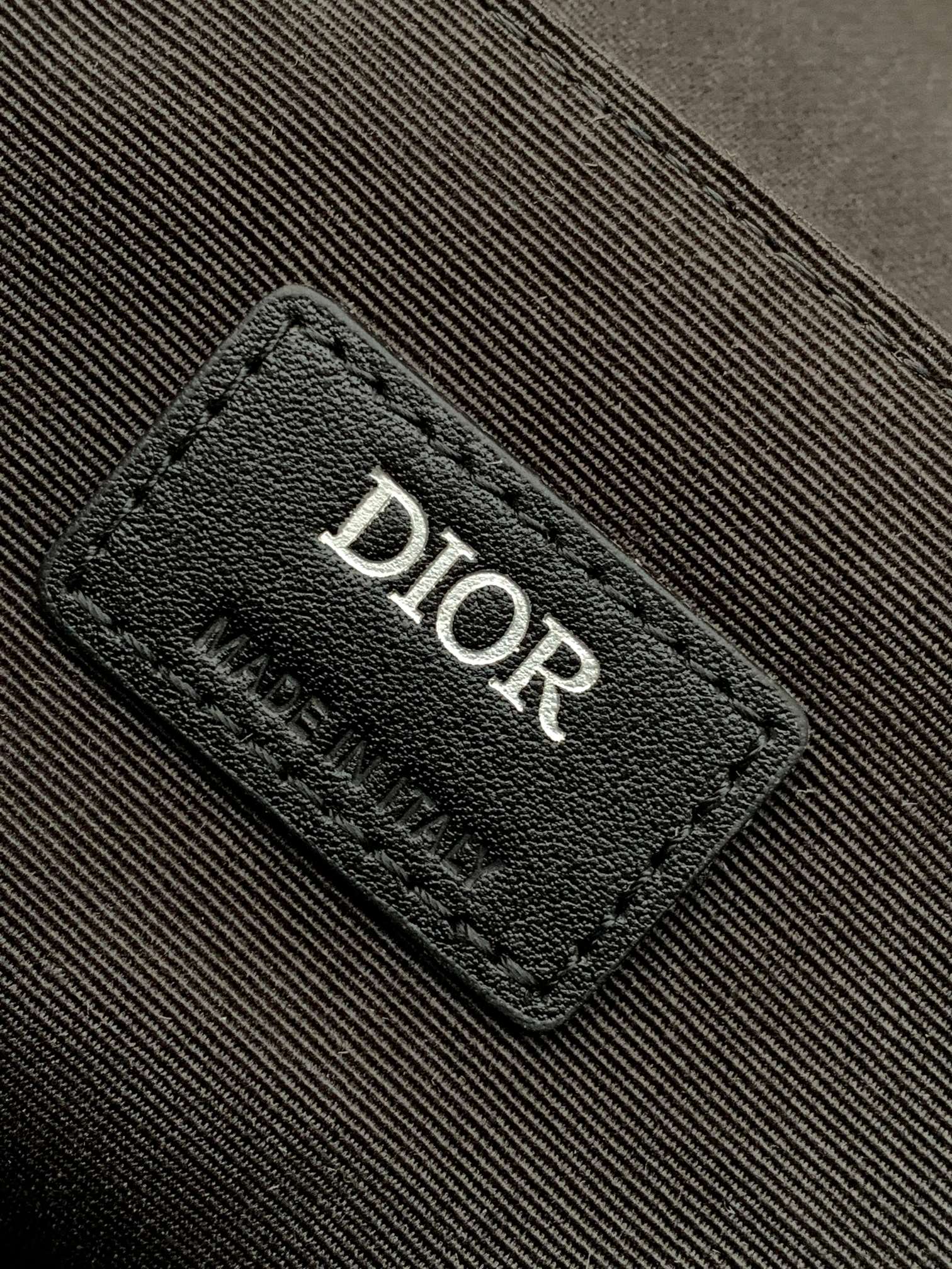 D*or hit the road handbags-27 x 17 x 9cm