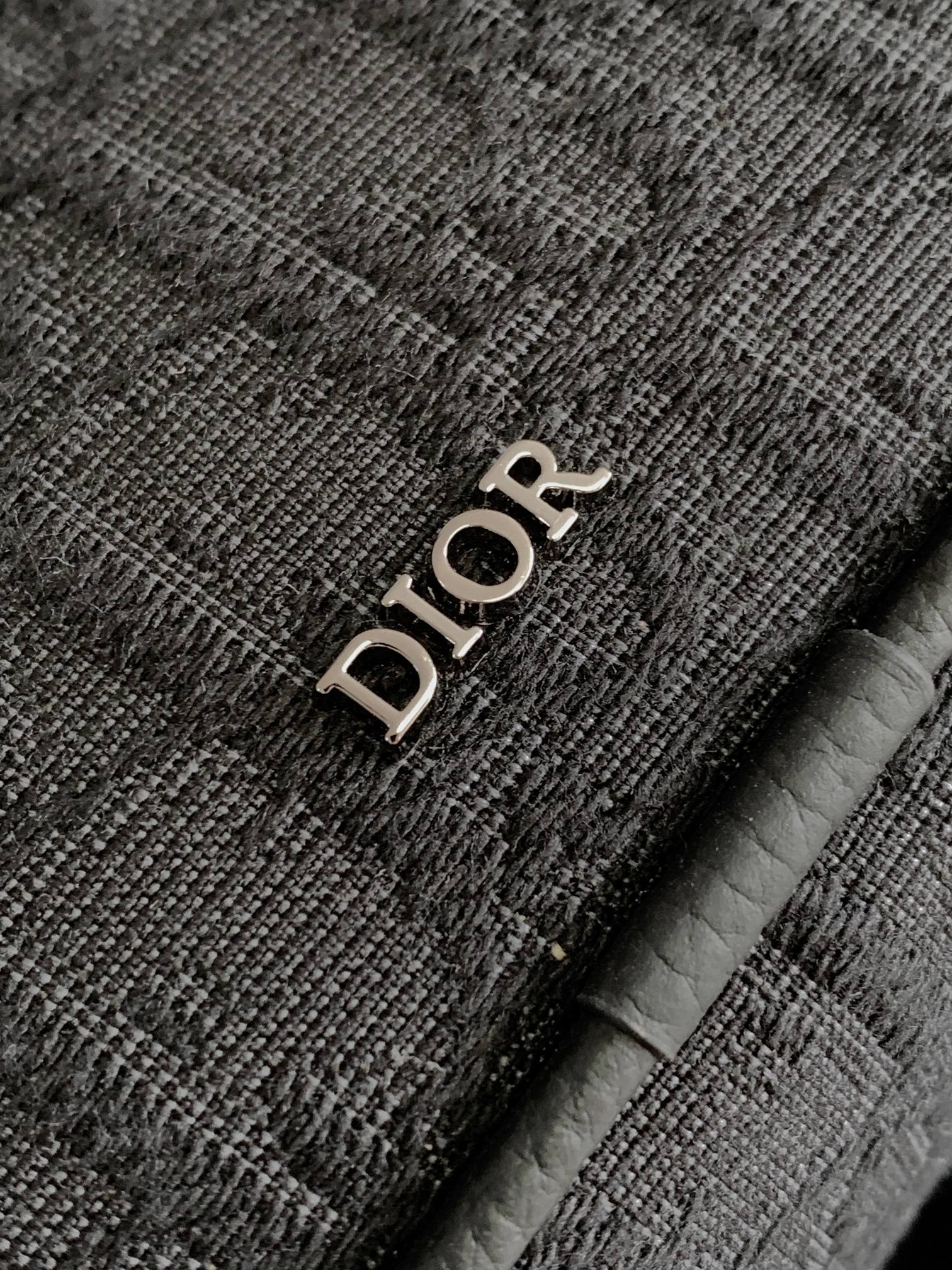 D*or safari messenger bag-17 x 12.5 x 4cm