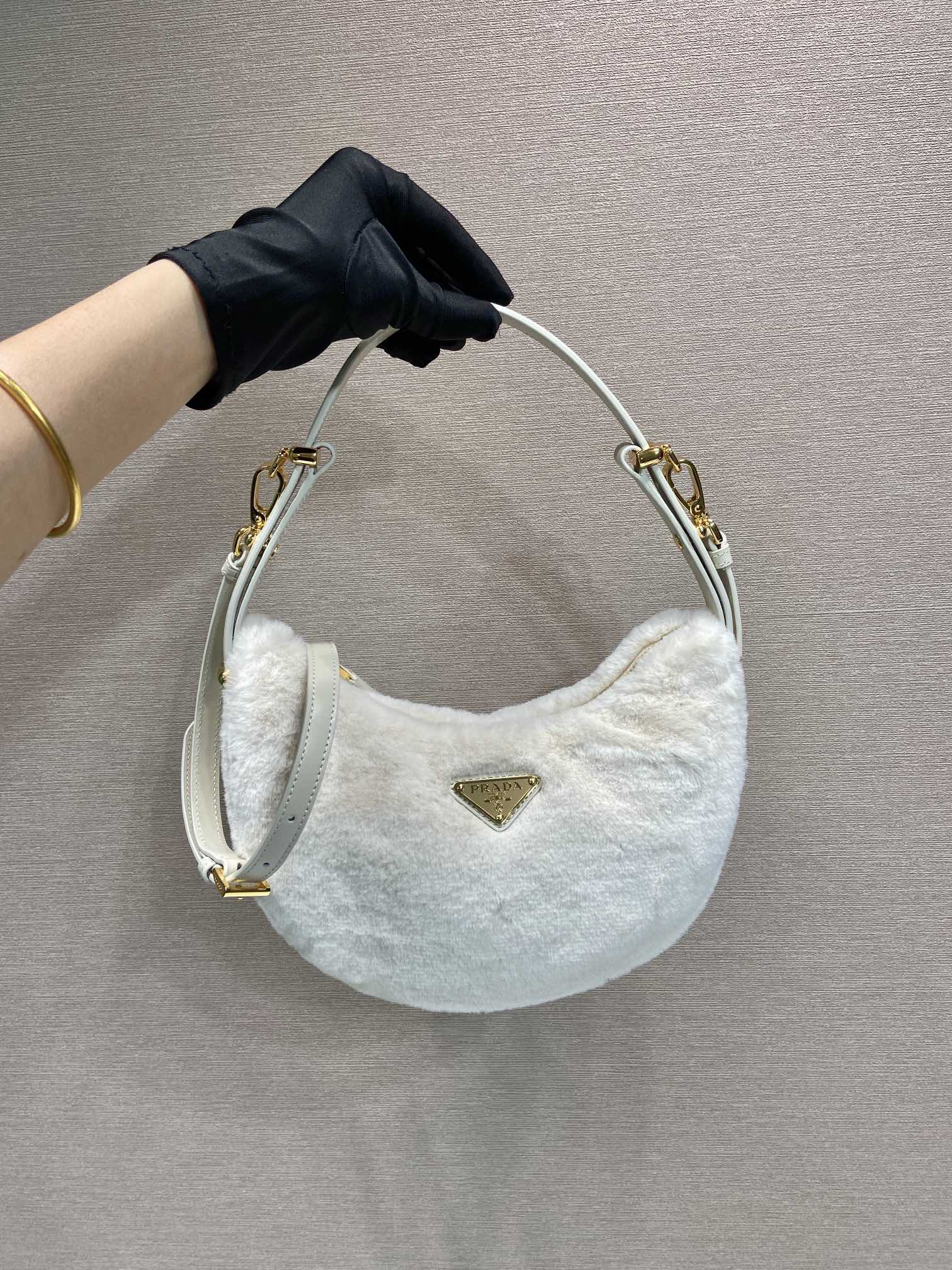 Pra*a moon handbags 1bc194-22.5*18.5*6.5cm