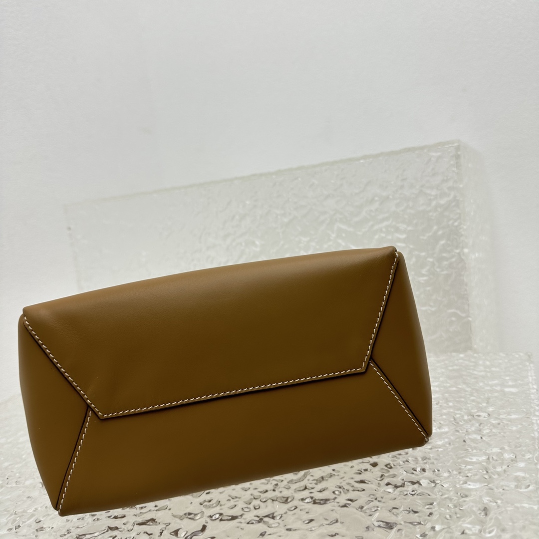 M*um*u hobo bag-22*11*14cm