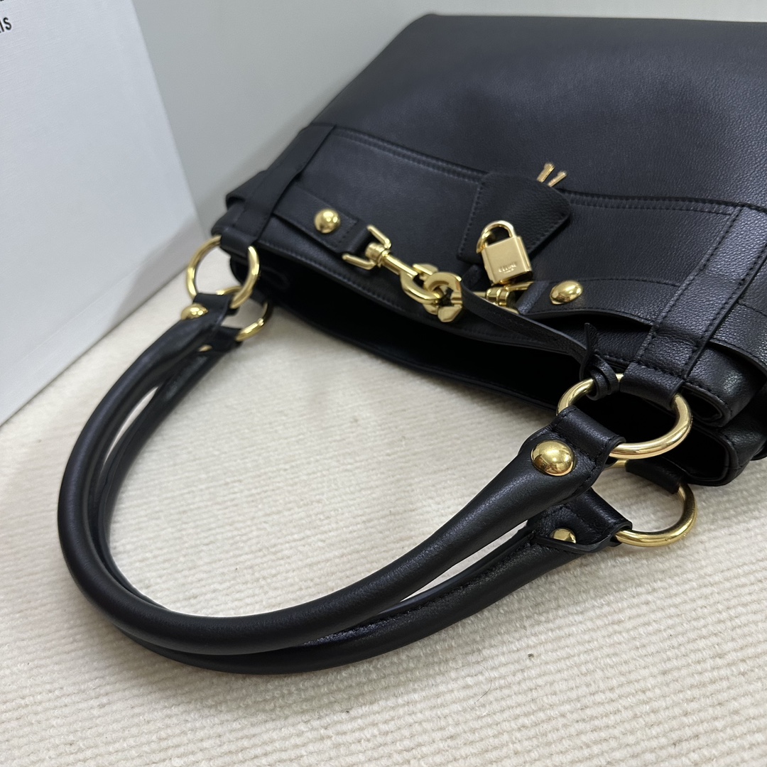 Ce**e tote-36.5 x 28.5 x 10cm