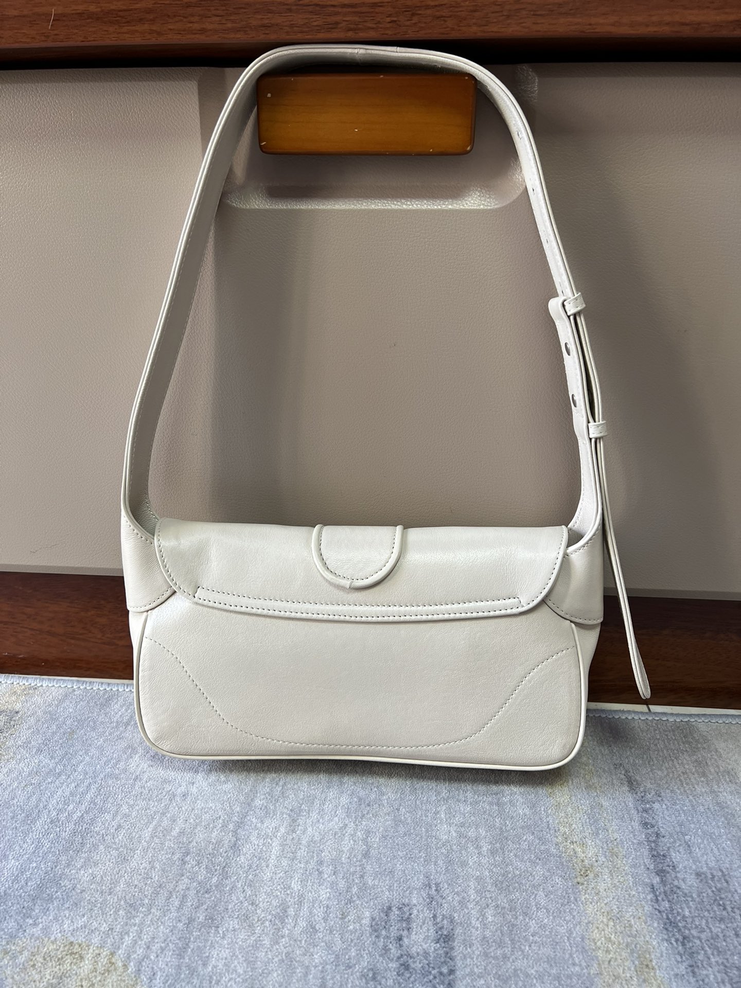 G*u*i gg aphrodite bag-27x 14x 5cm