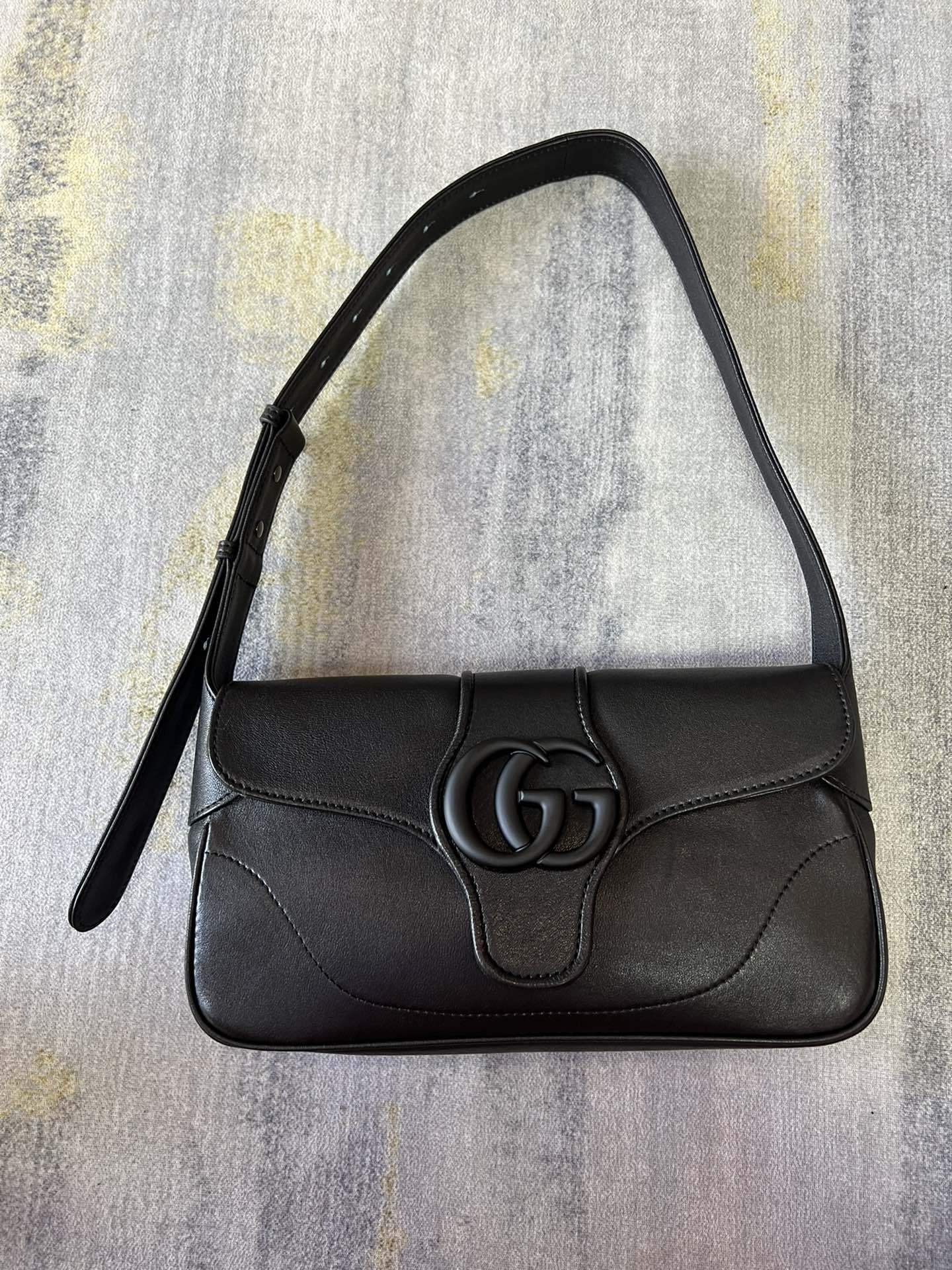 G*u*i gg aphrodite bag-27x 14x 5cm