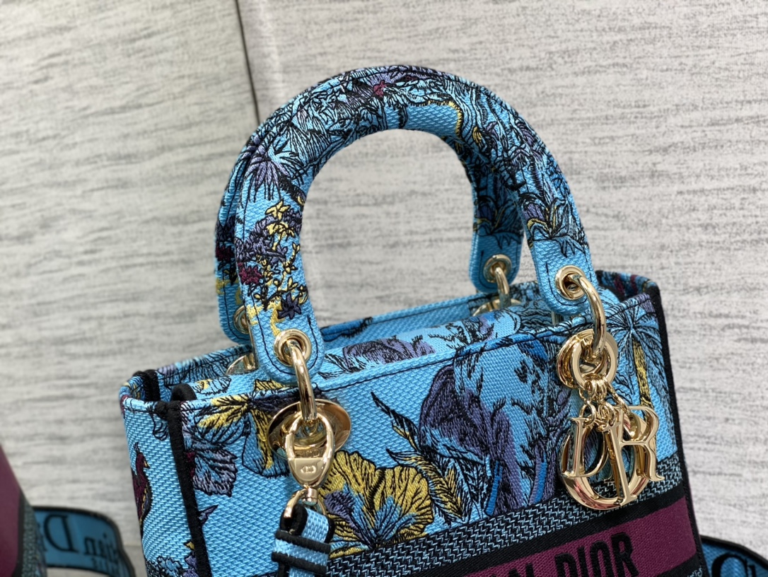 lady D*or handle bag-24cm