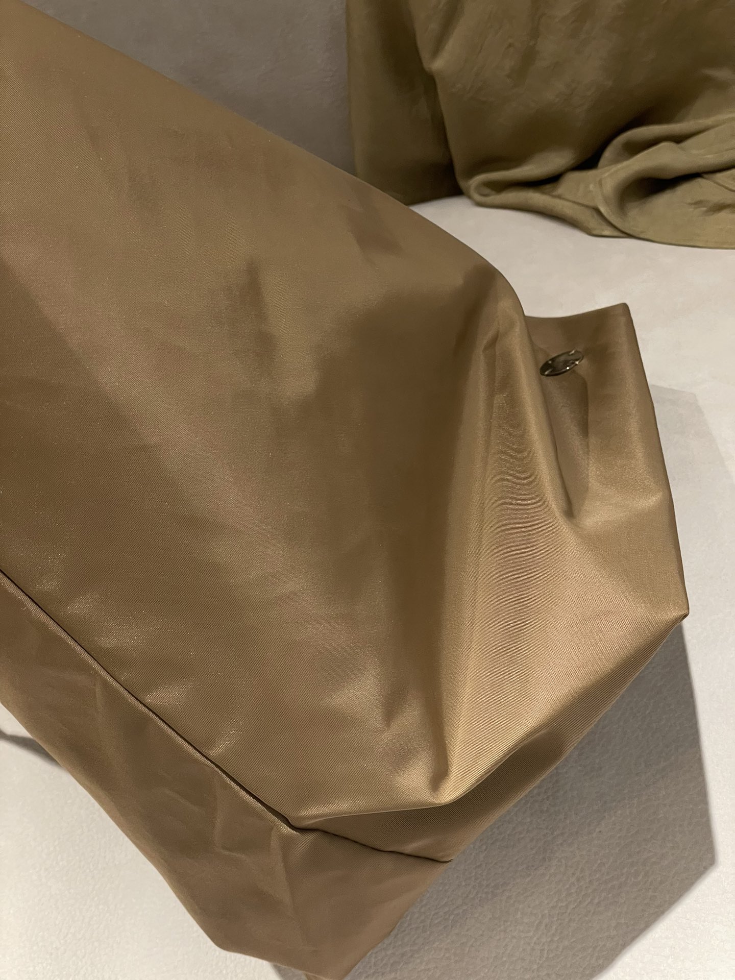 The R0w nylon tote
