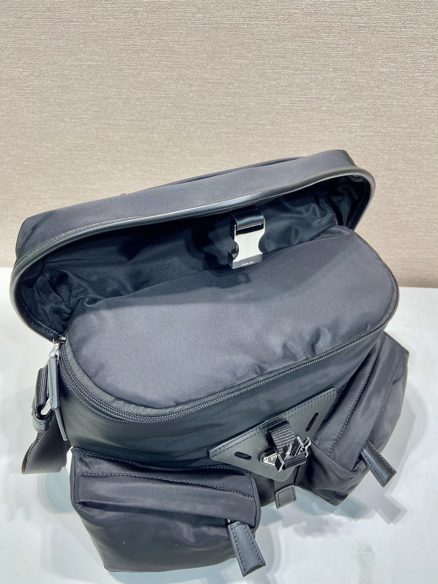 Pra*a 2vd062 crossbody bag -29*23*15cm