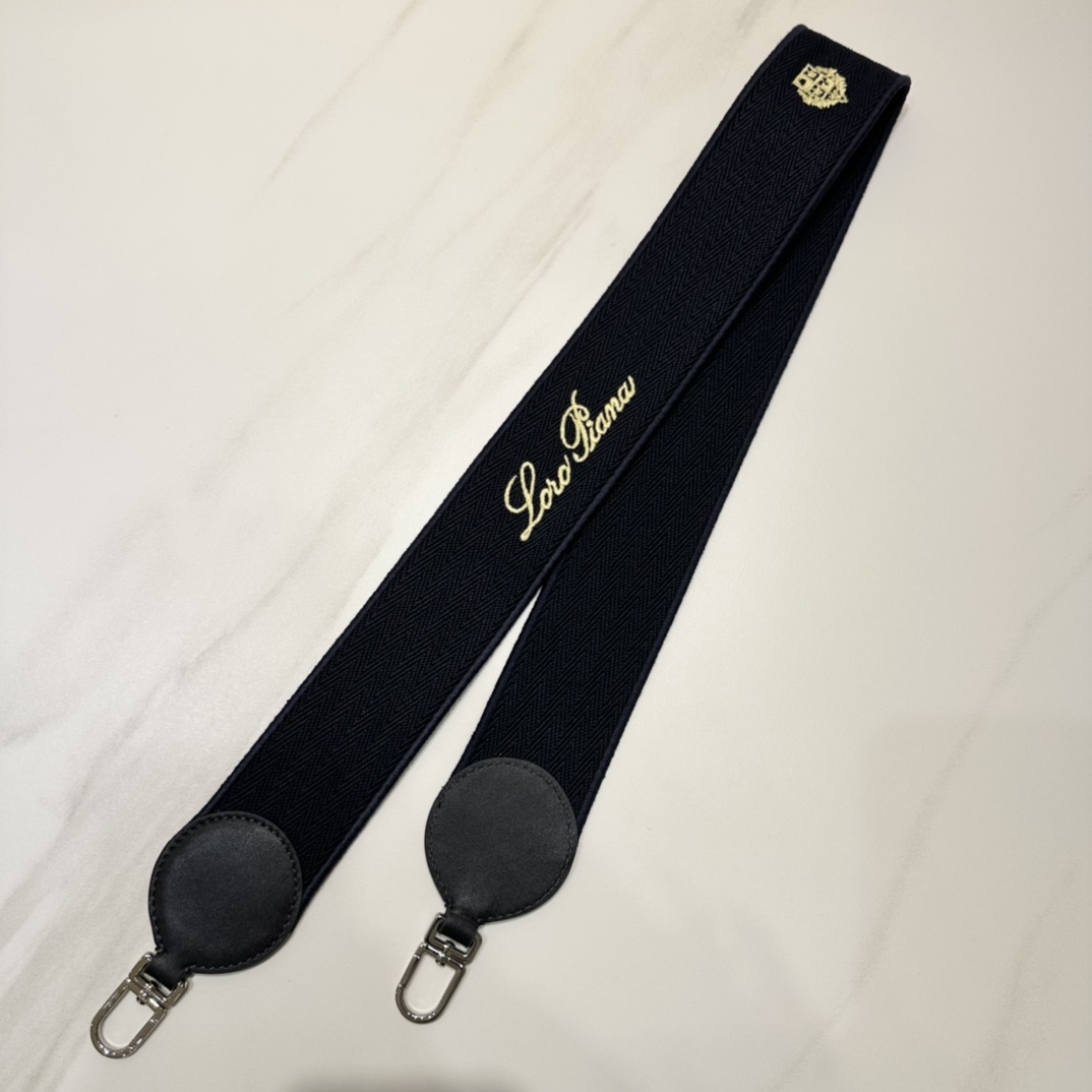 L**o p*ana straps-94*5.3cm