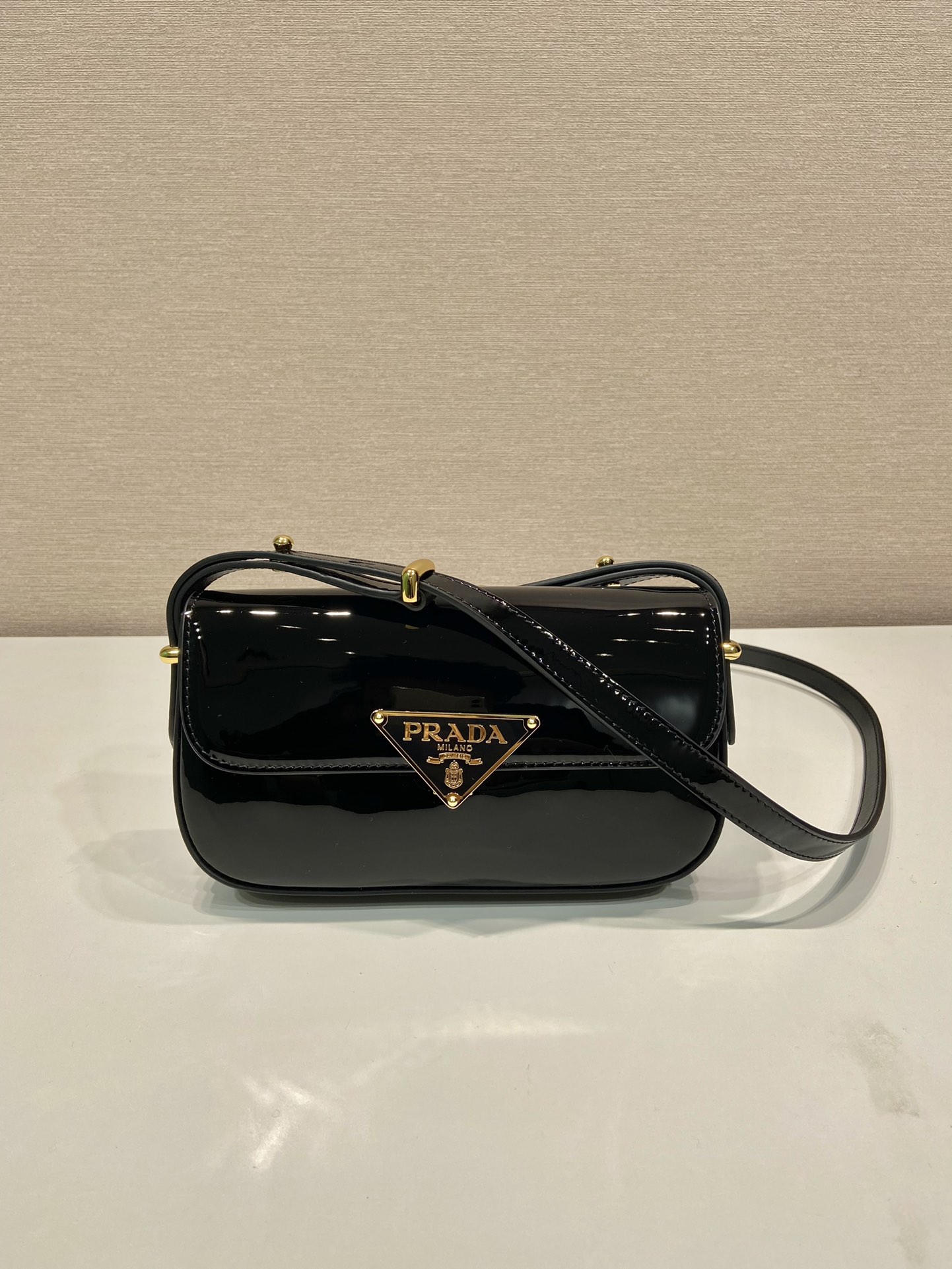 Pra*a patent 1bd339 bag-20.5*10.5*4cm