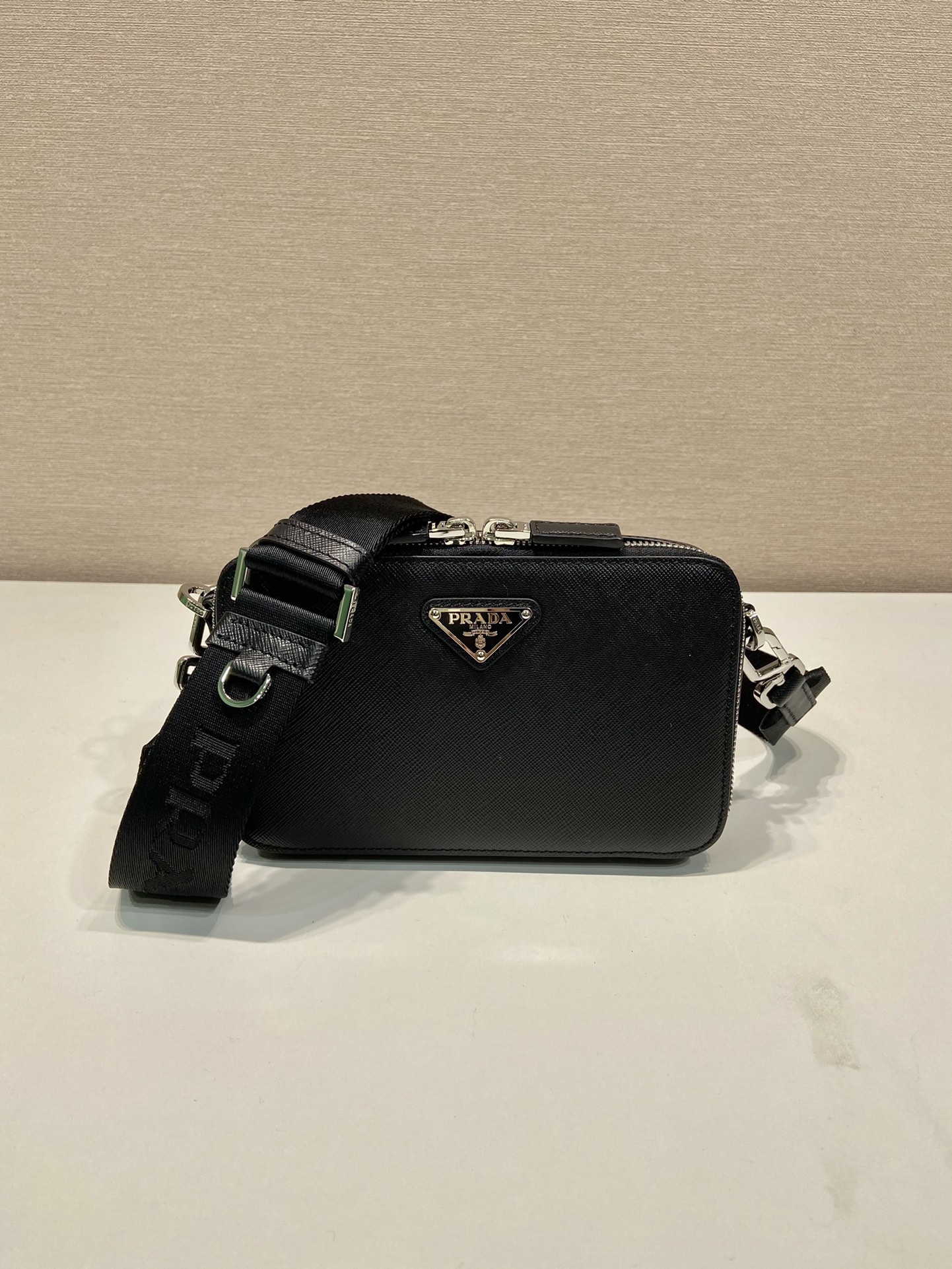 Pra*a brique 2vh173 bag19*11.5*3.5cm
