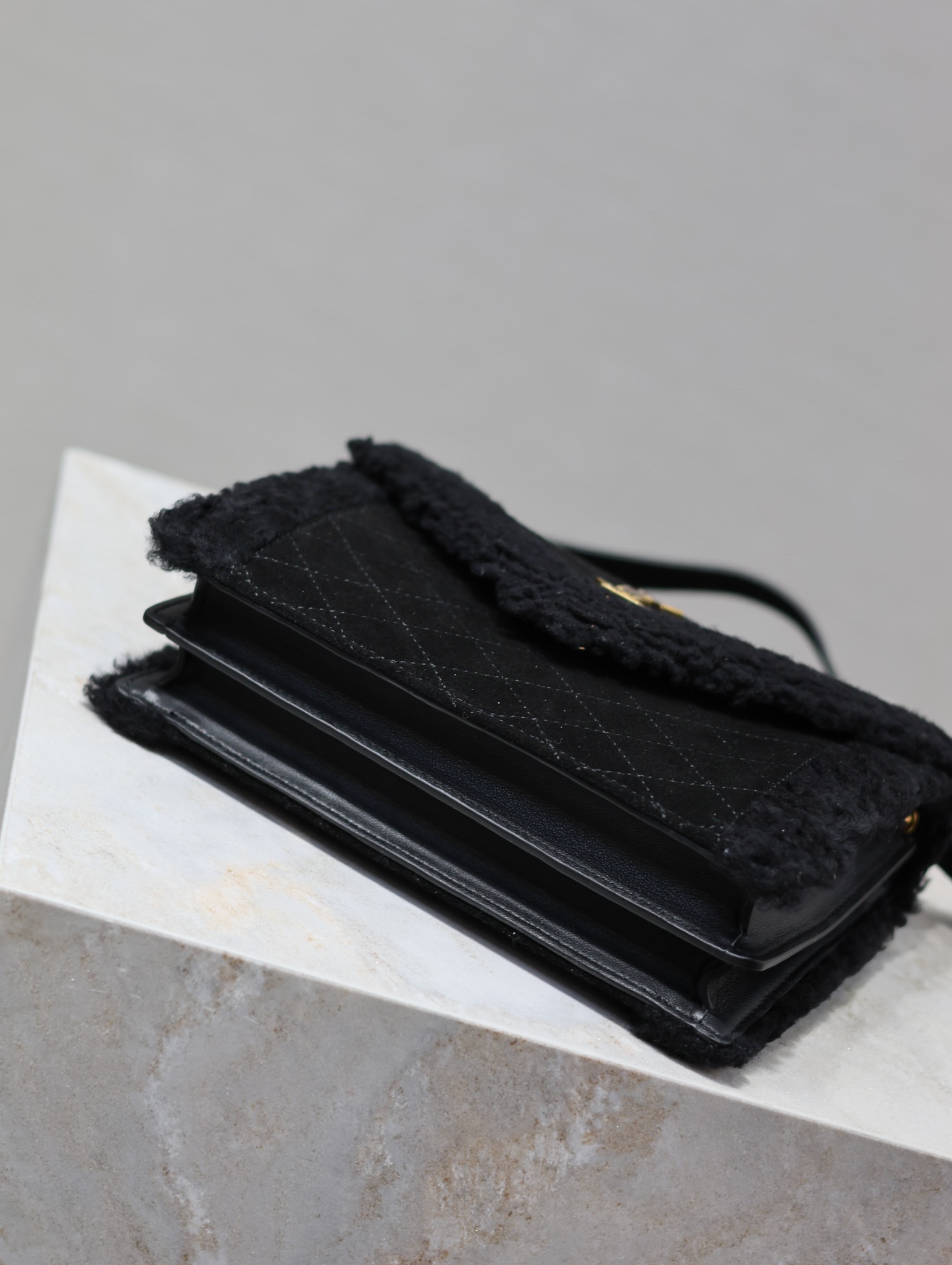 Y*L quilted grain envelope bag-20×14.5x5cm