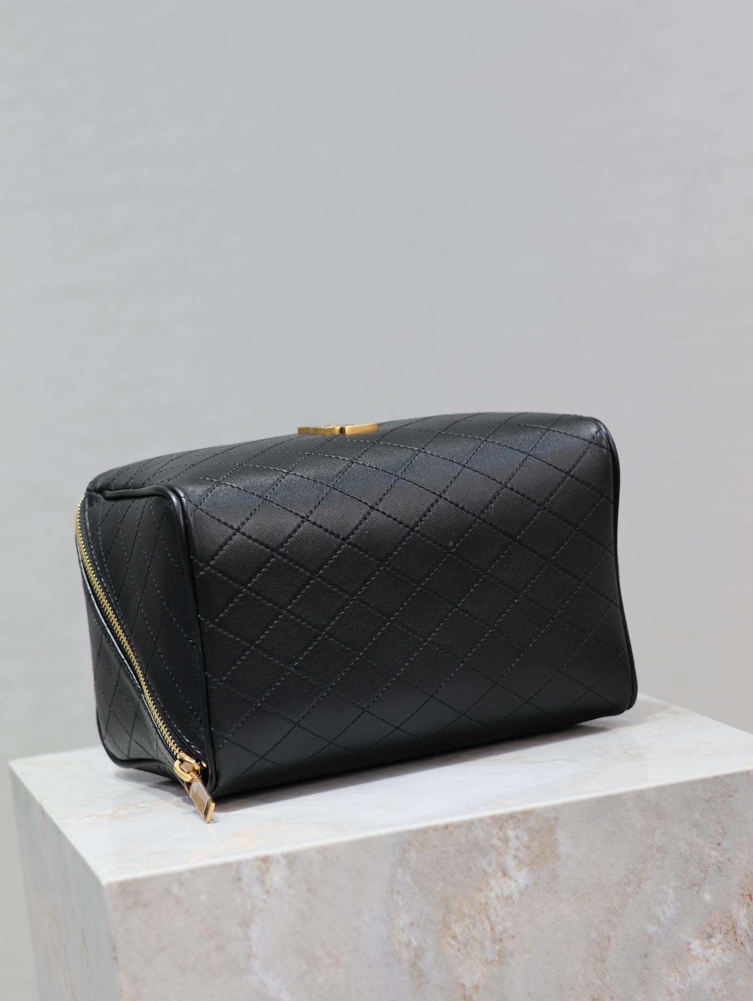 Y*L gaby cosmetic bag-21×13×13cm