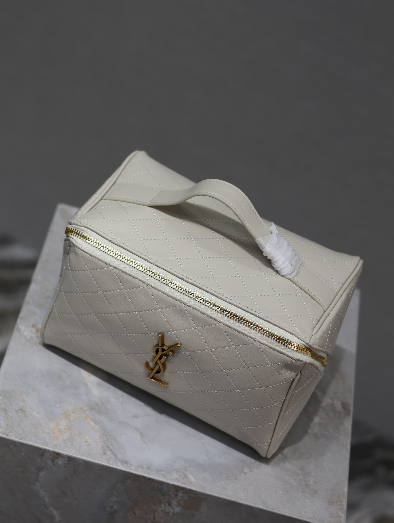 Y*L gaby cosmetic bag-21×13×13cm