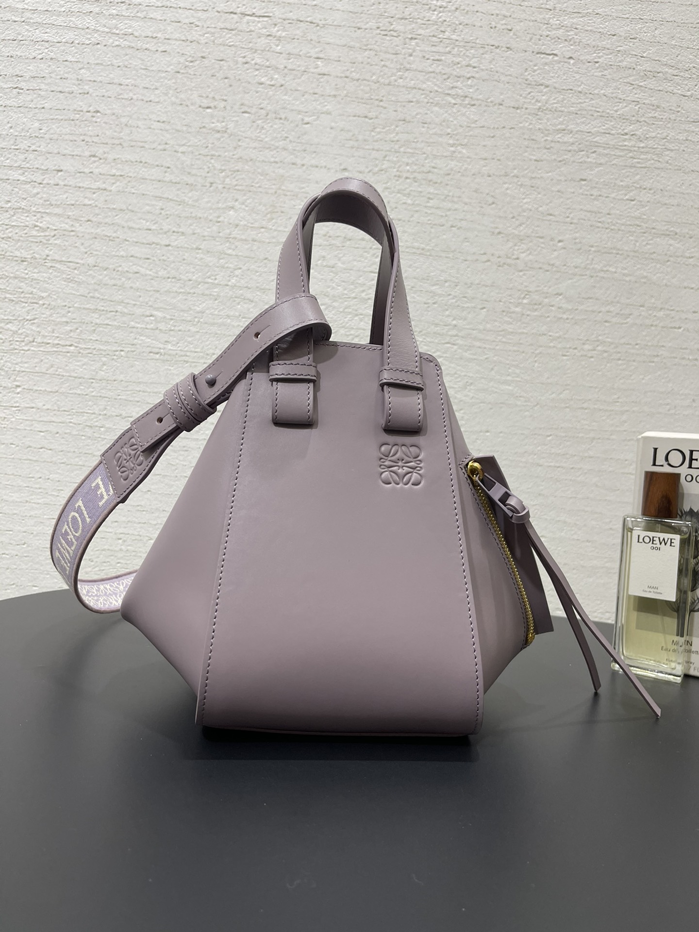 L0ew* hammock bag-20.8*19.5*14.5cm