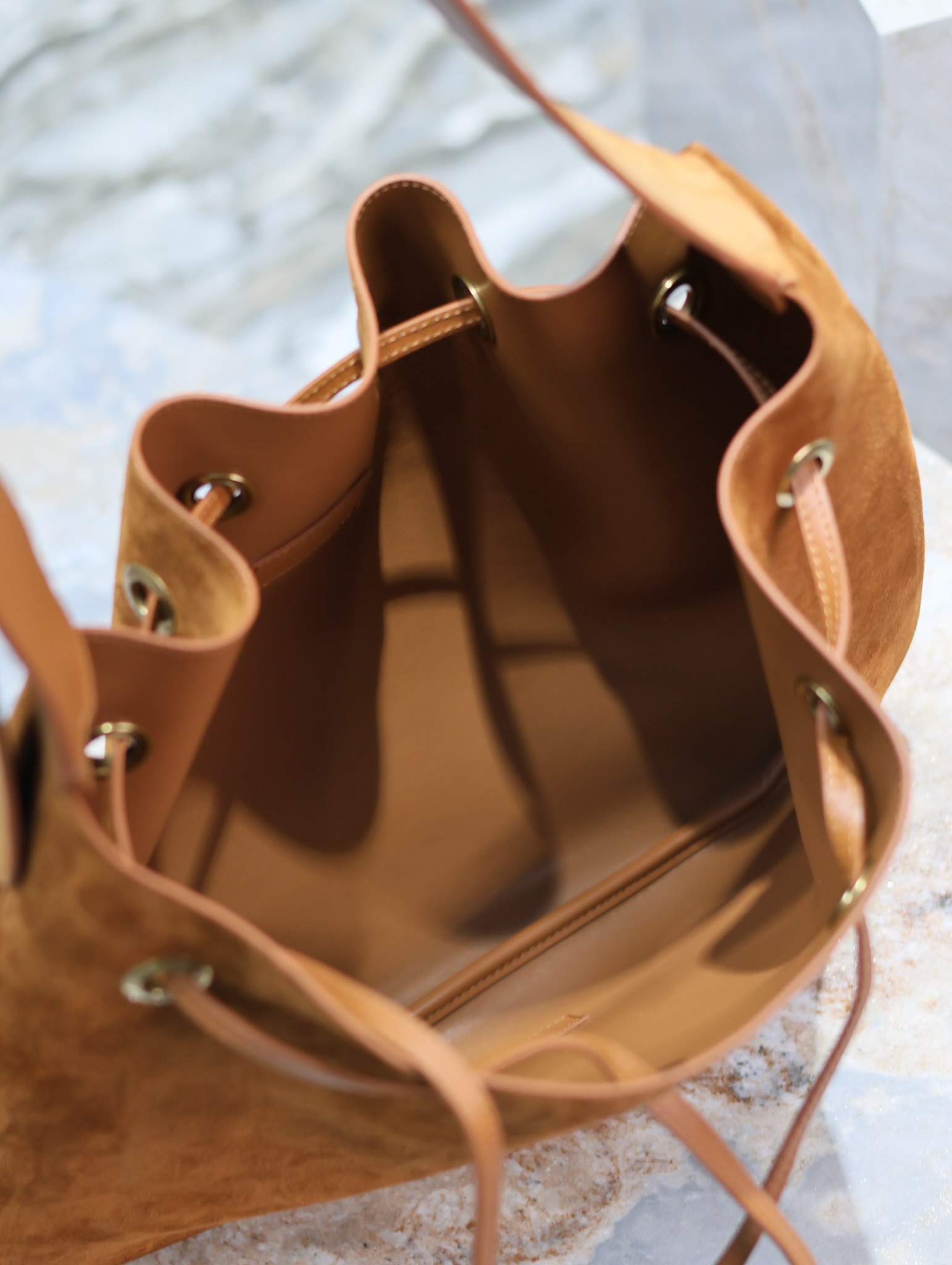 Y*L flat hobo bag-44×33×2.5cm