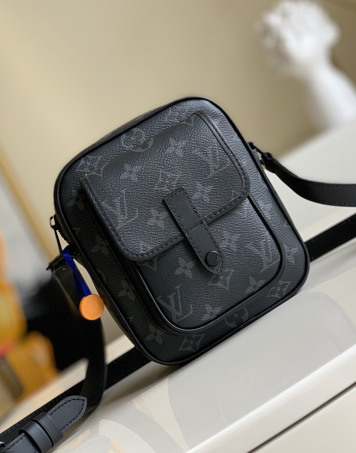 l0*is V*t0nmonogram macassar christopher bag-15x17x8cm