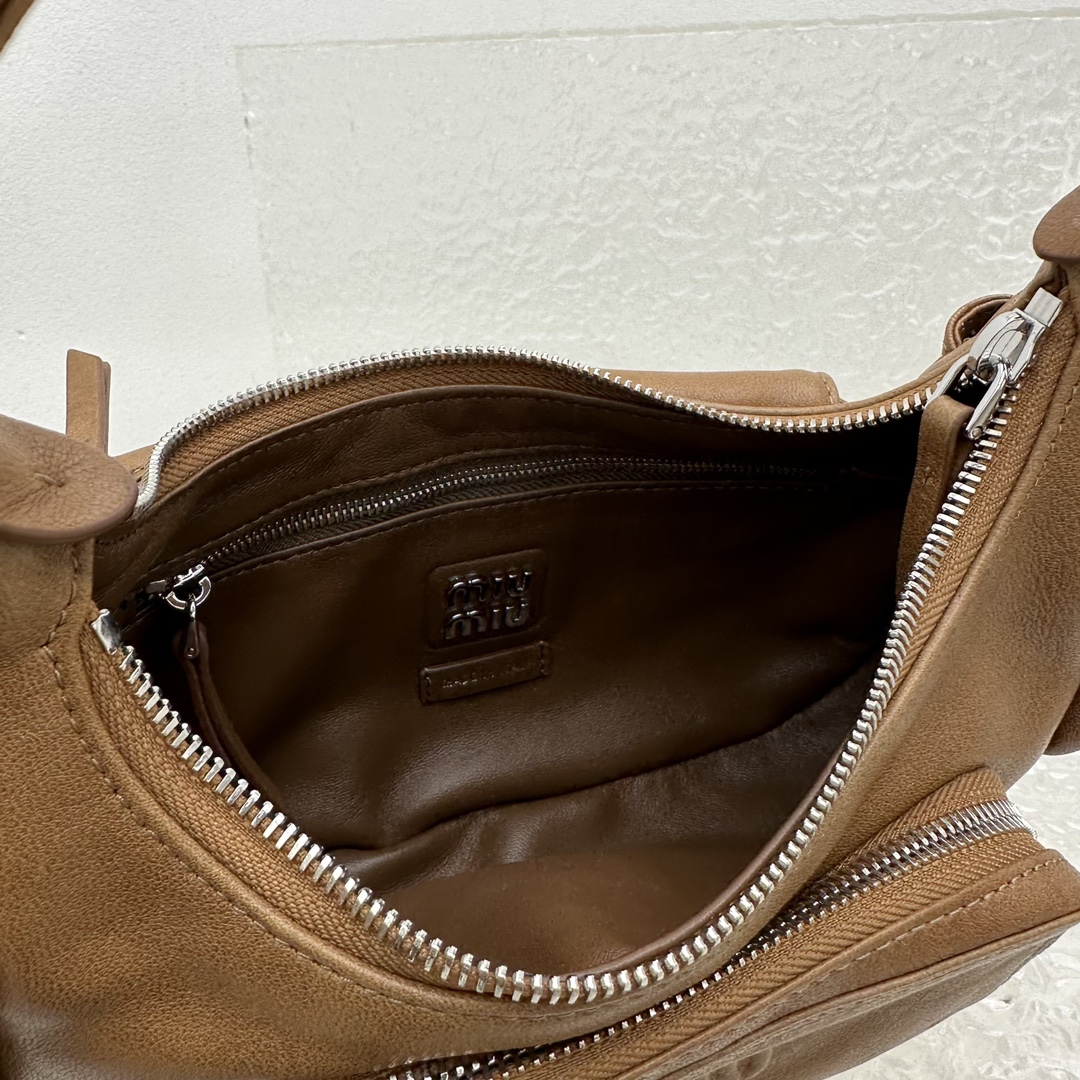 M*um*u vintage bag-21*6*12cm