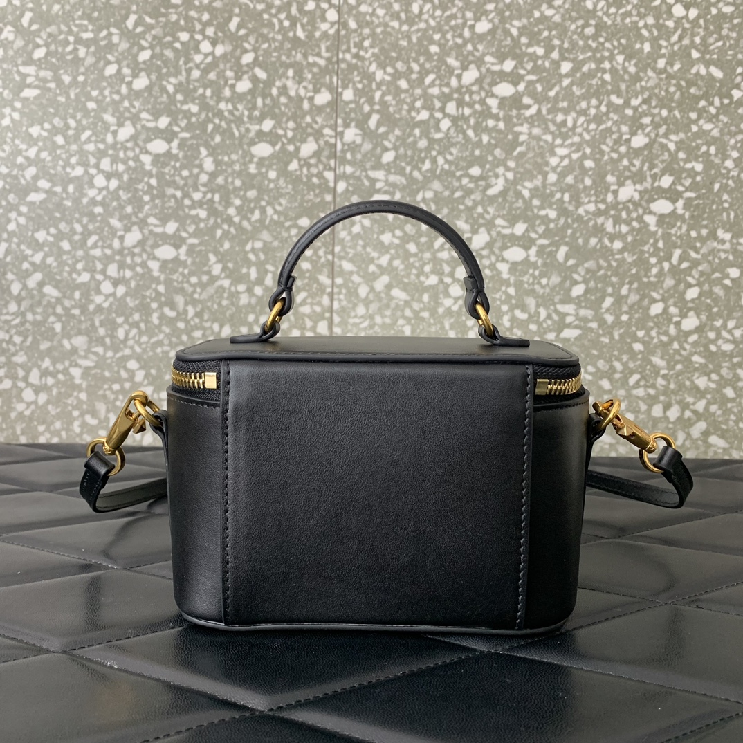 Va1e*ntin0 alentino garavani box bag-16.5*10*7.5cm