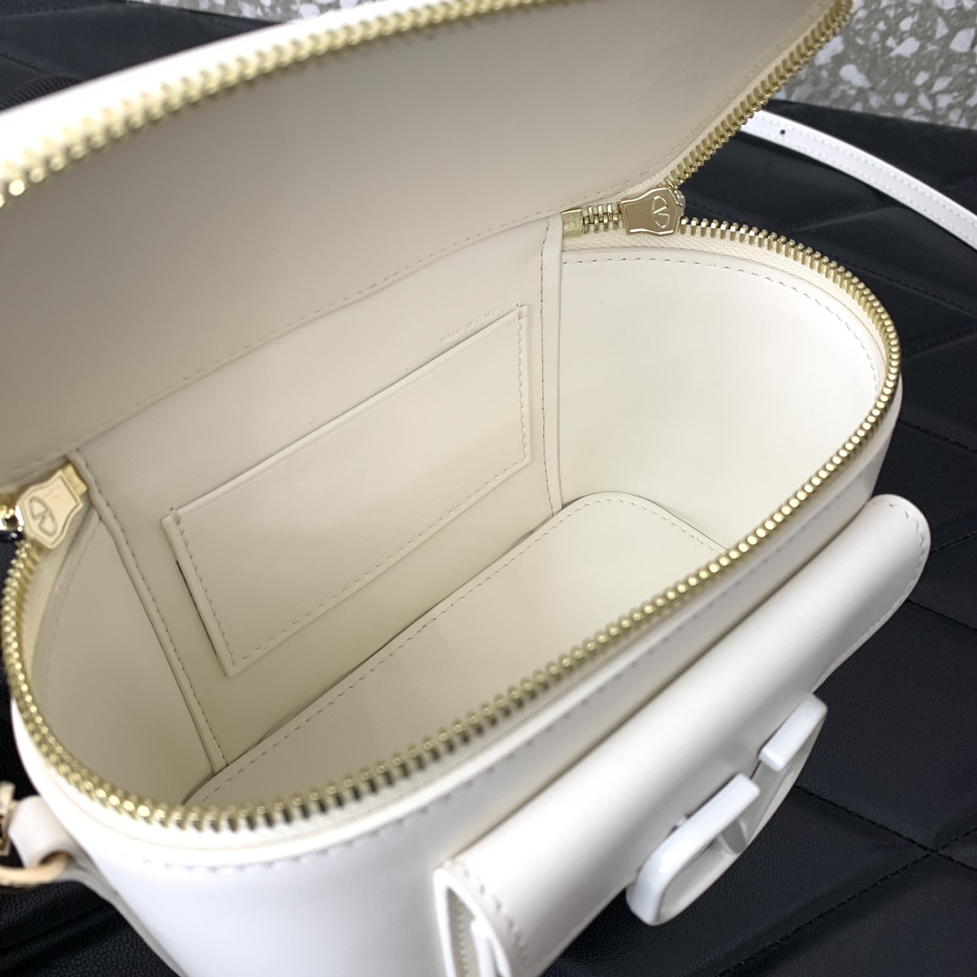 Va1e*ntin0 alentino garavani box bag-16.5*10*7.5cm