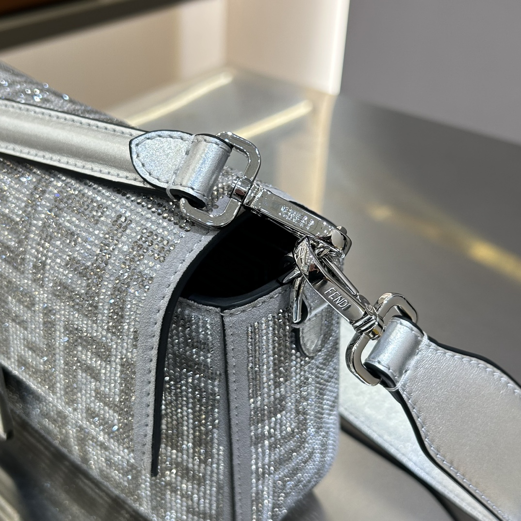 F**di baguette bag-27*15*6cm