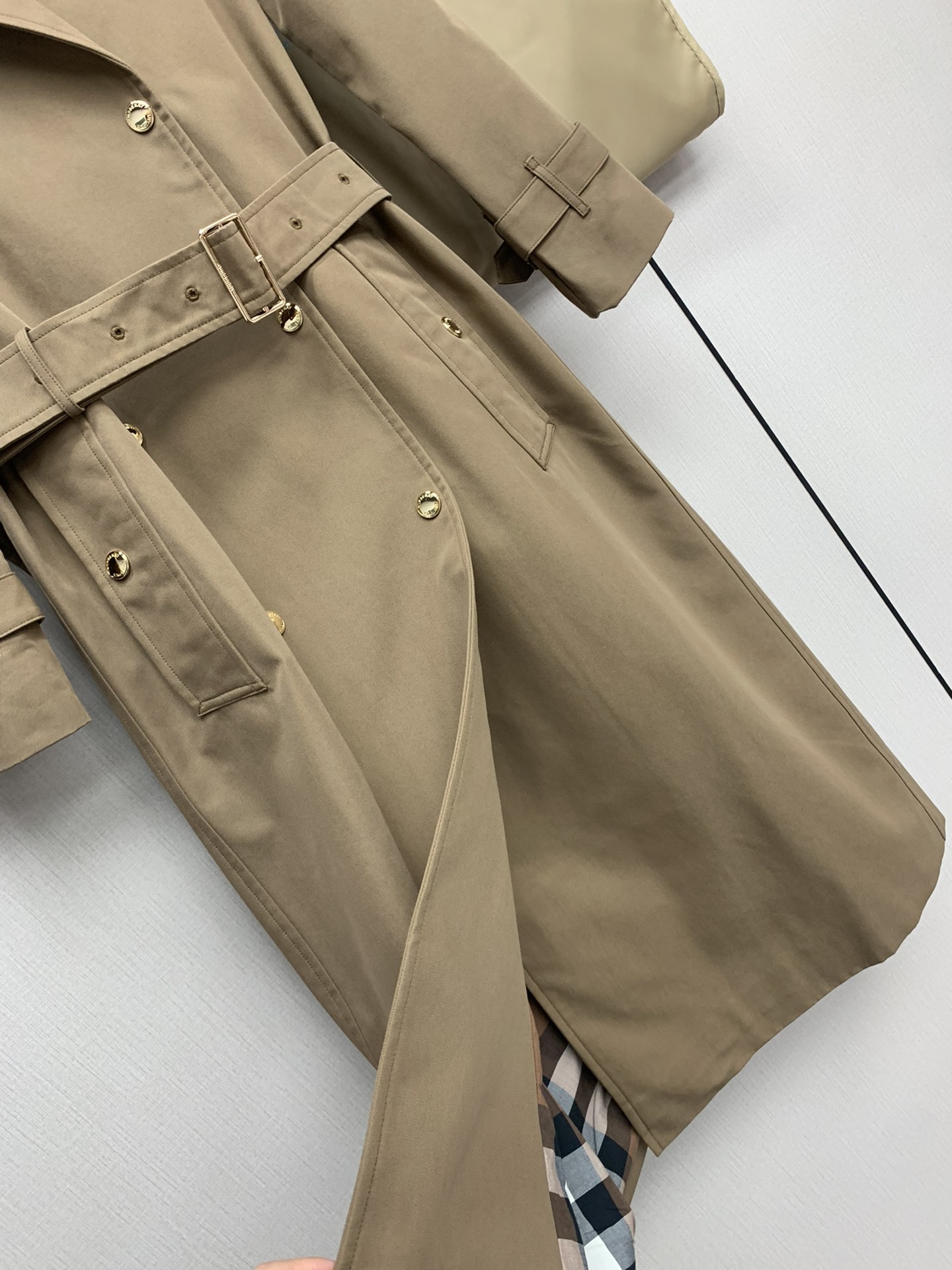 B**rry 204ss trench