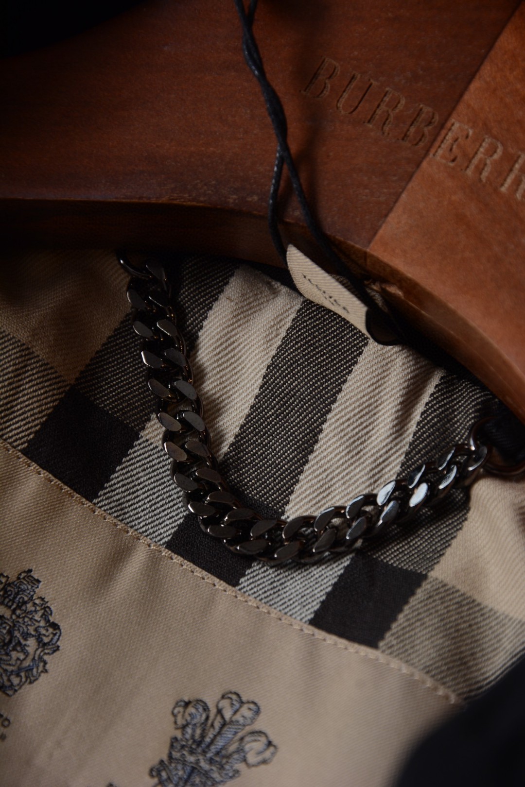 B**rry 204ss trench