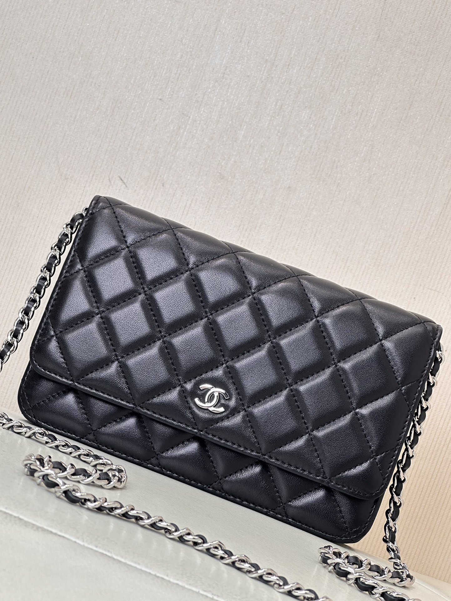 Ch@nel Wallet On Chain-Lambskin Leather-Silver Hardware-19*12*3.5CM