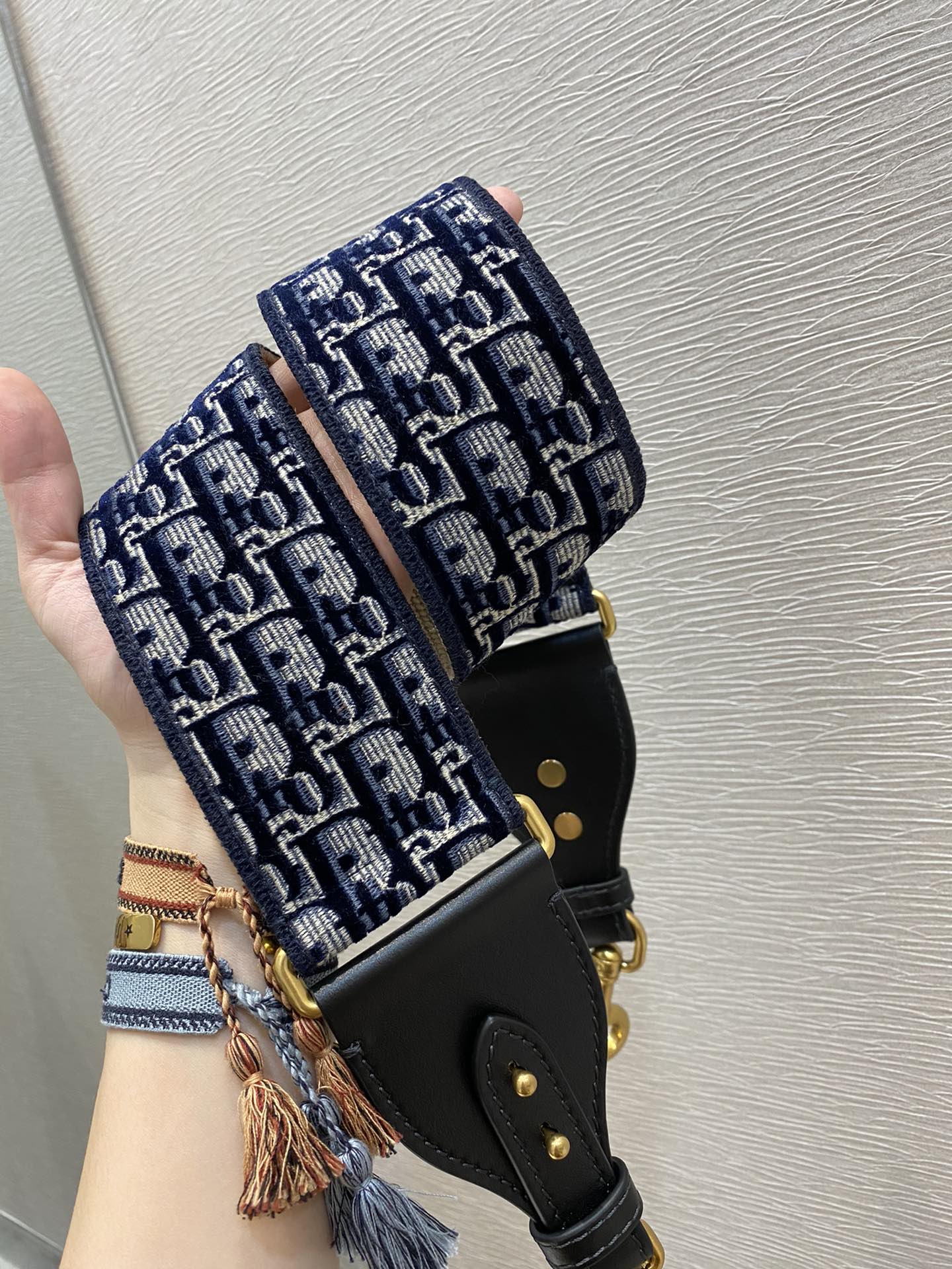 D*or straps