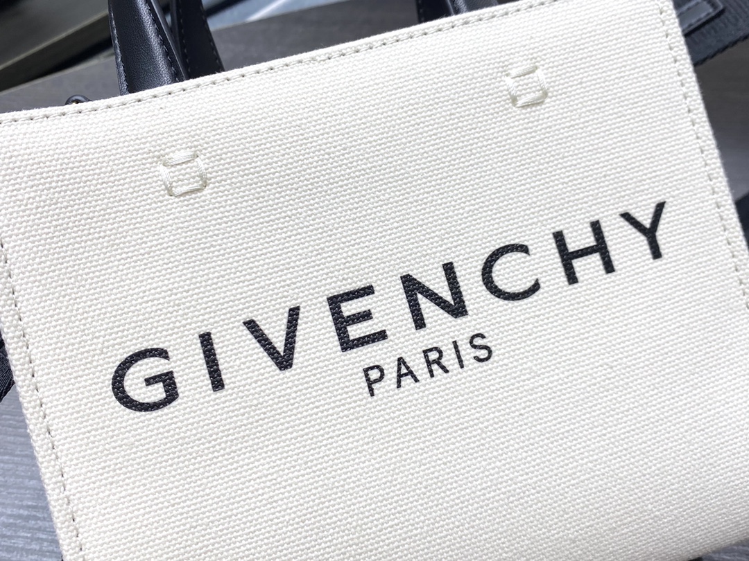 G1uenchy cabas g-tote-19x8x16cm