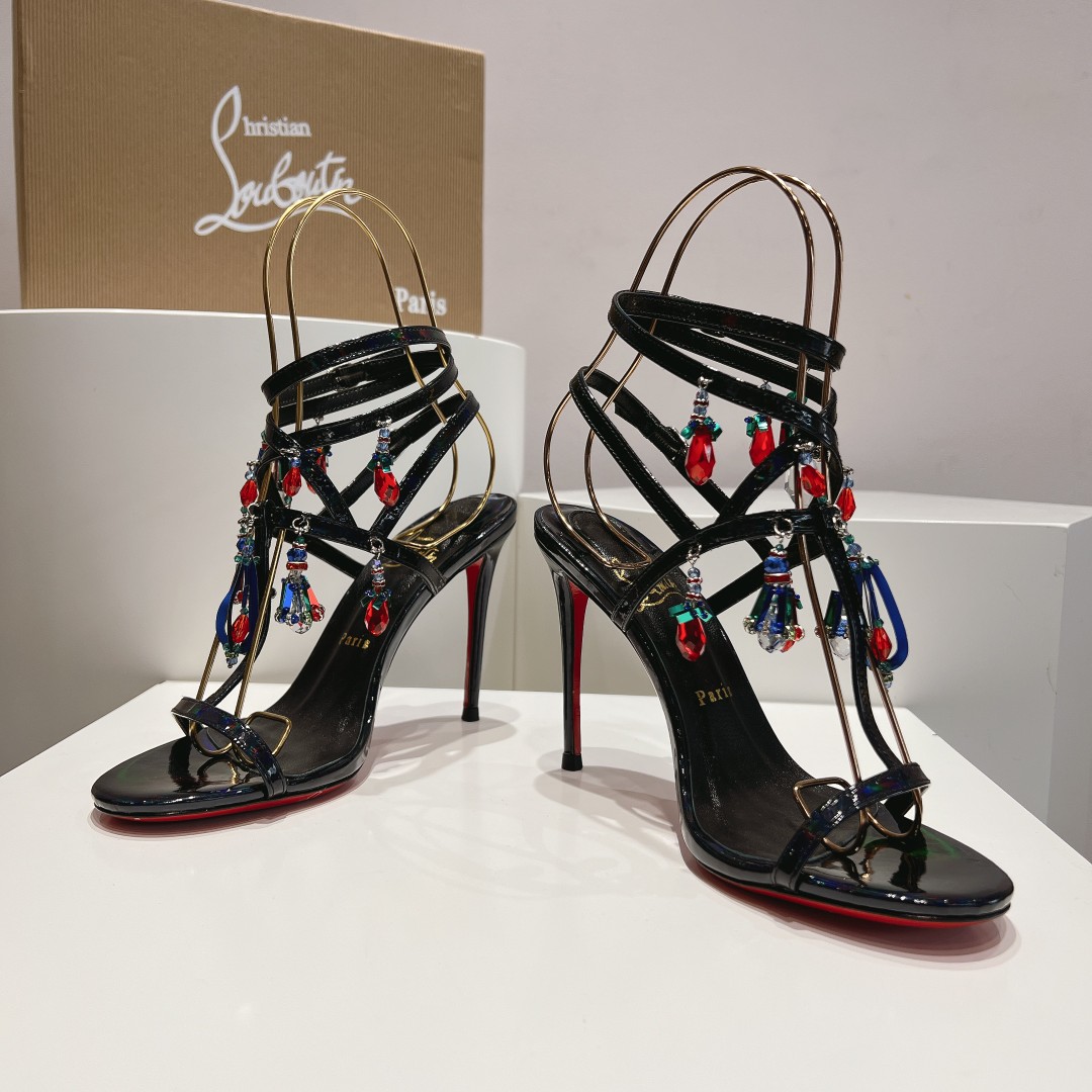 Ch**an louboutin slides