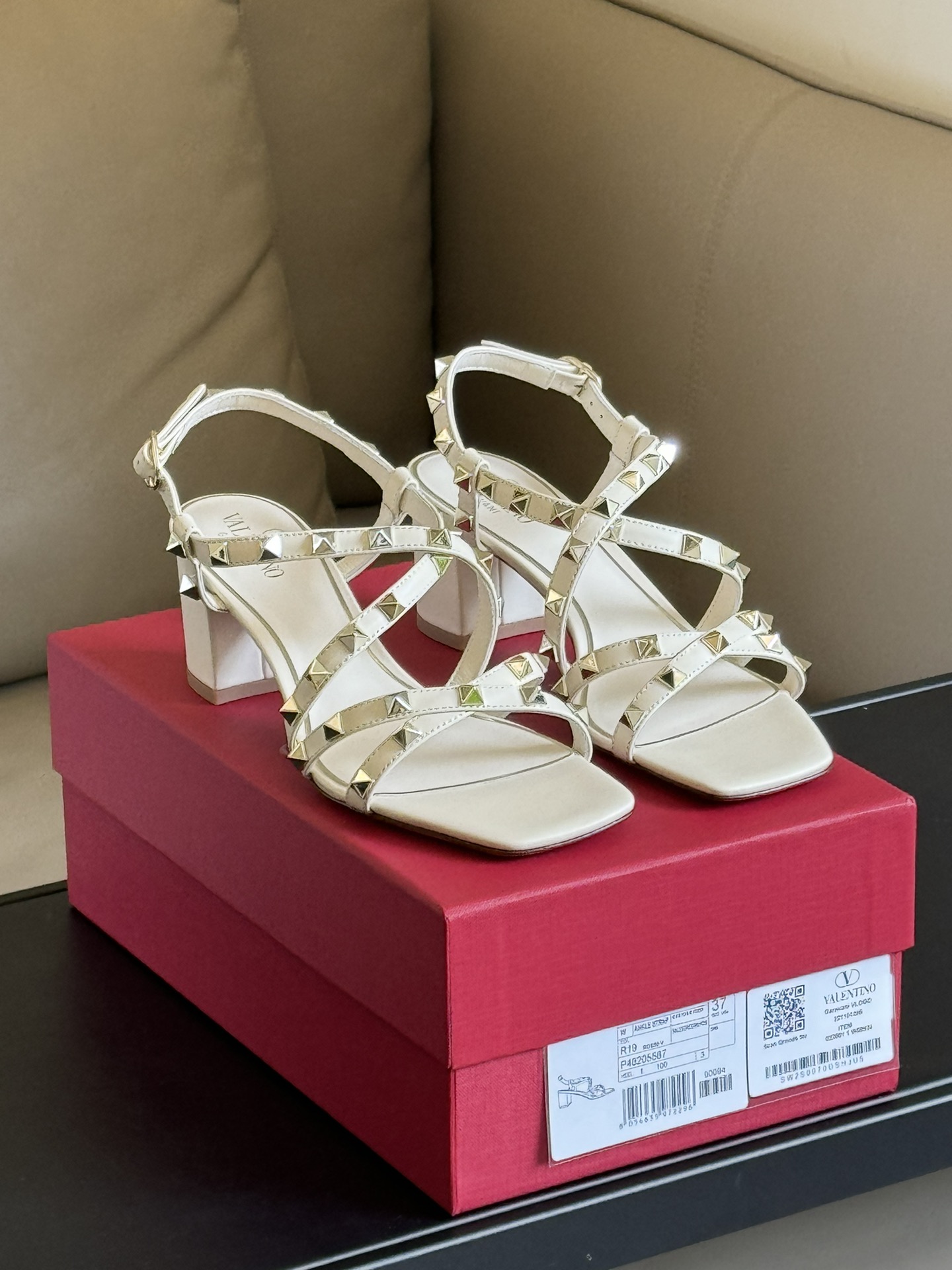 Valentina 2024ss Sandals