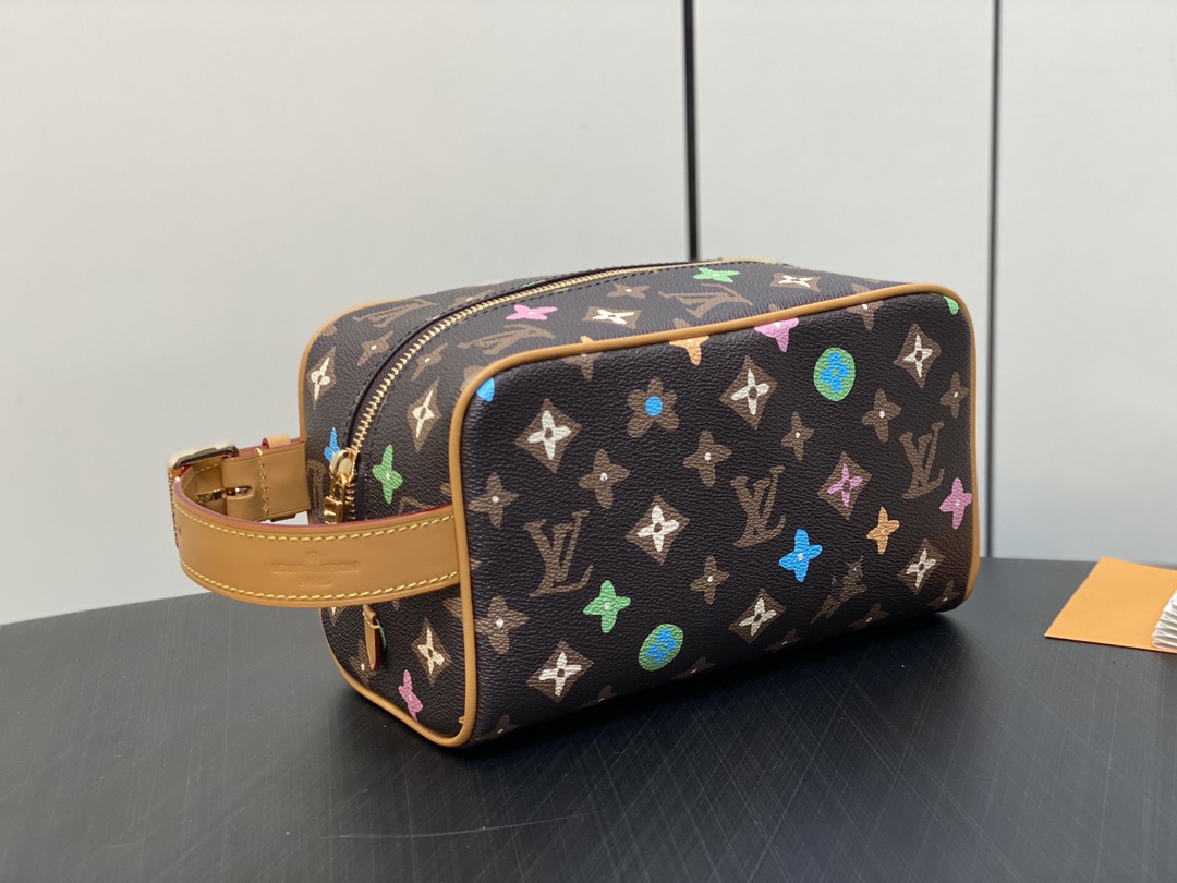 l0*is V*t0n locker dopp kit pouch -23 x 13 x 12cm
