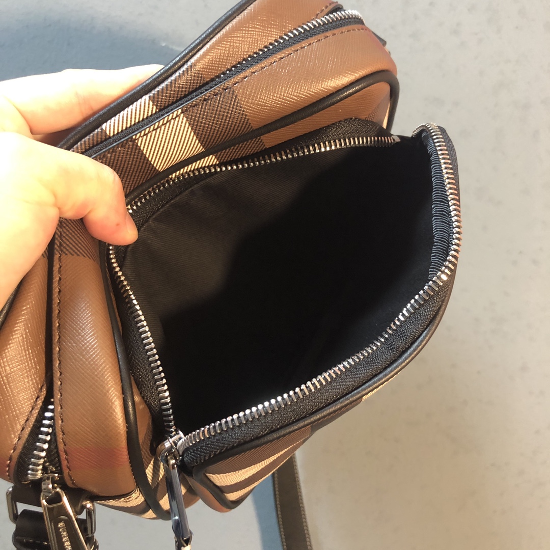 B**rry vintage camerra bag-22.5.×14.5×8cm
