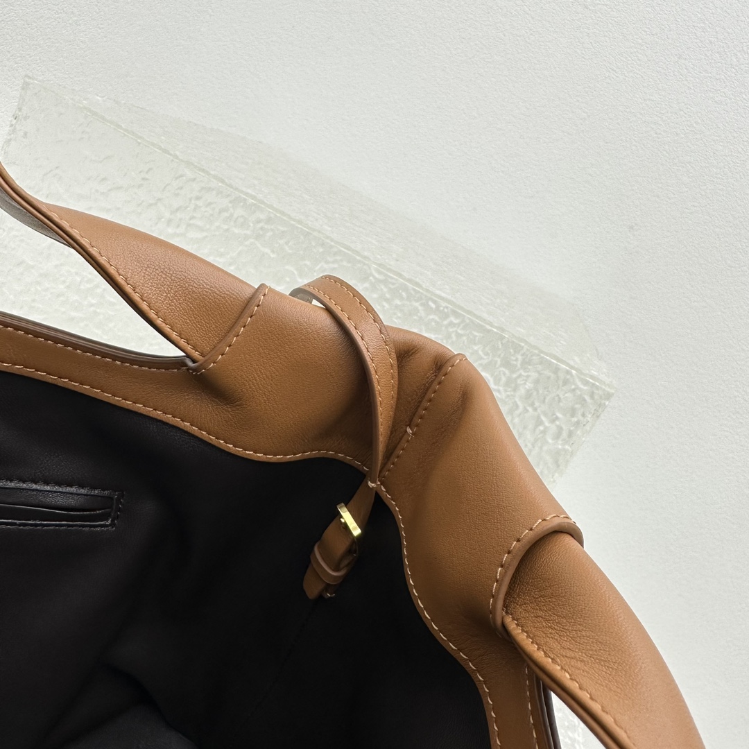 T*e R0w camdem bag-32*23*14cm