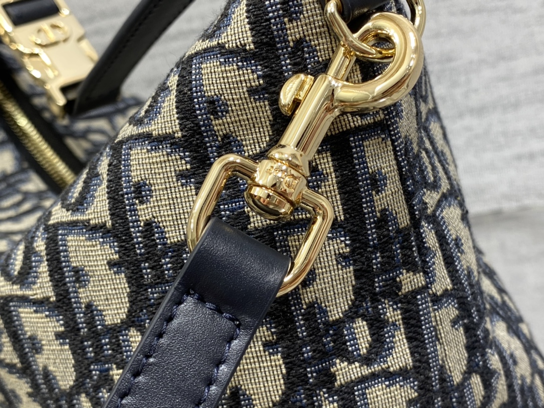 D*or vintage bag-22*13*9.5cm