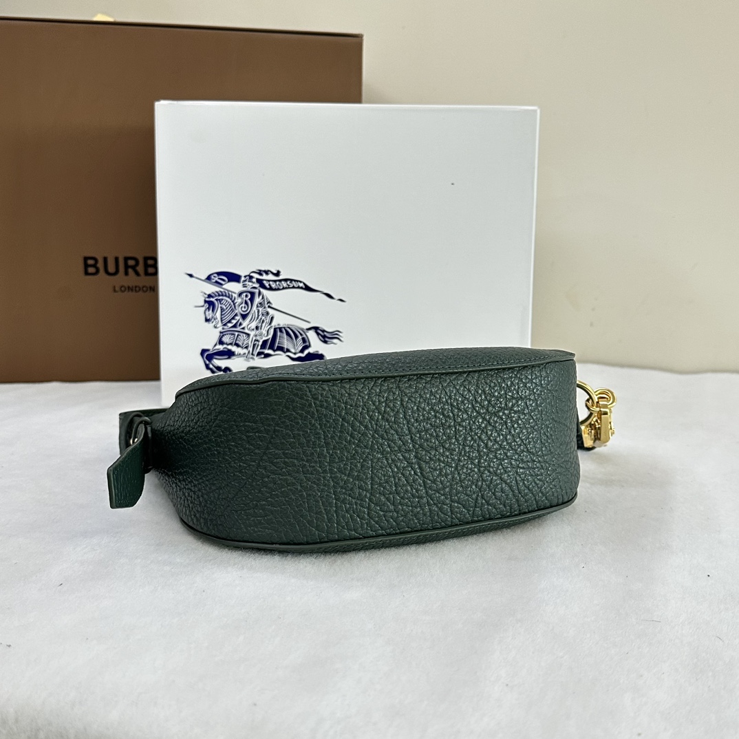 B**rry knight bag-24 x 8 x 23cm
