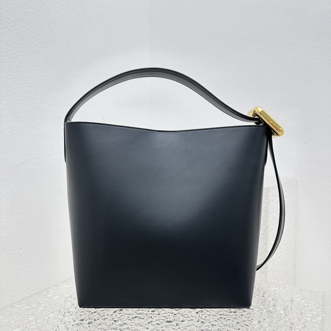 Ja*qvemvs bucket bag-30*33*14cm