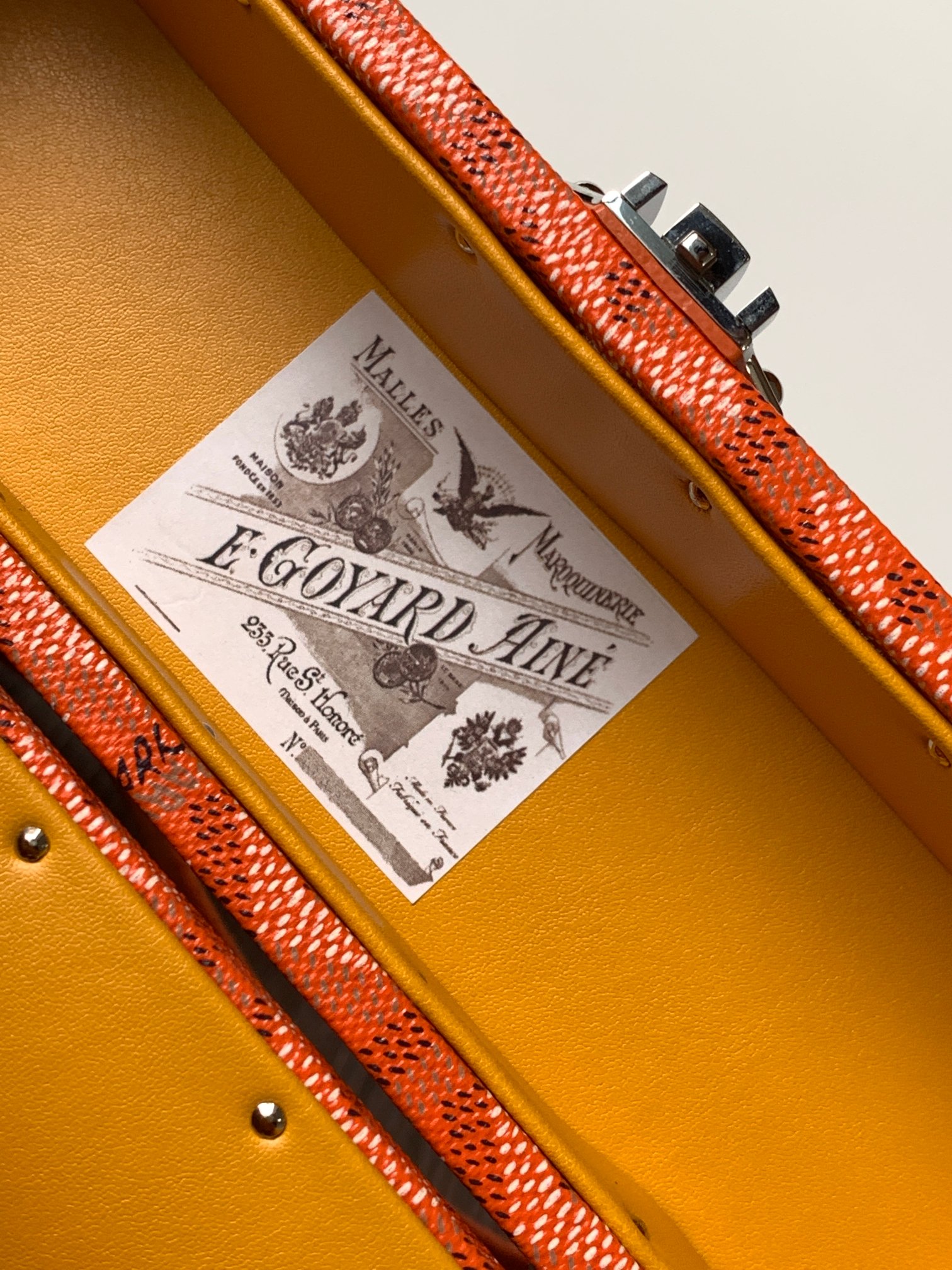 Go*ard cassette bag-21*15*6.5cm