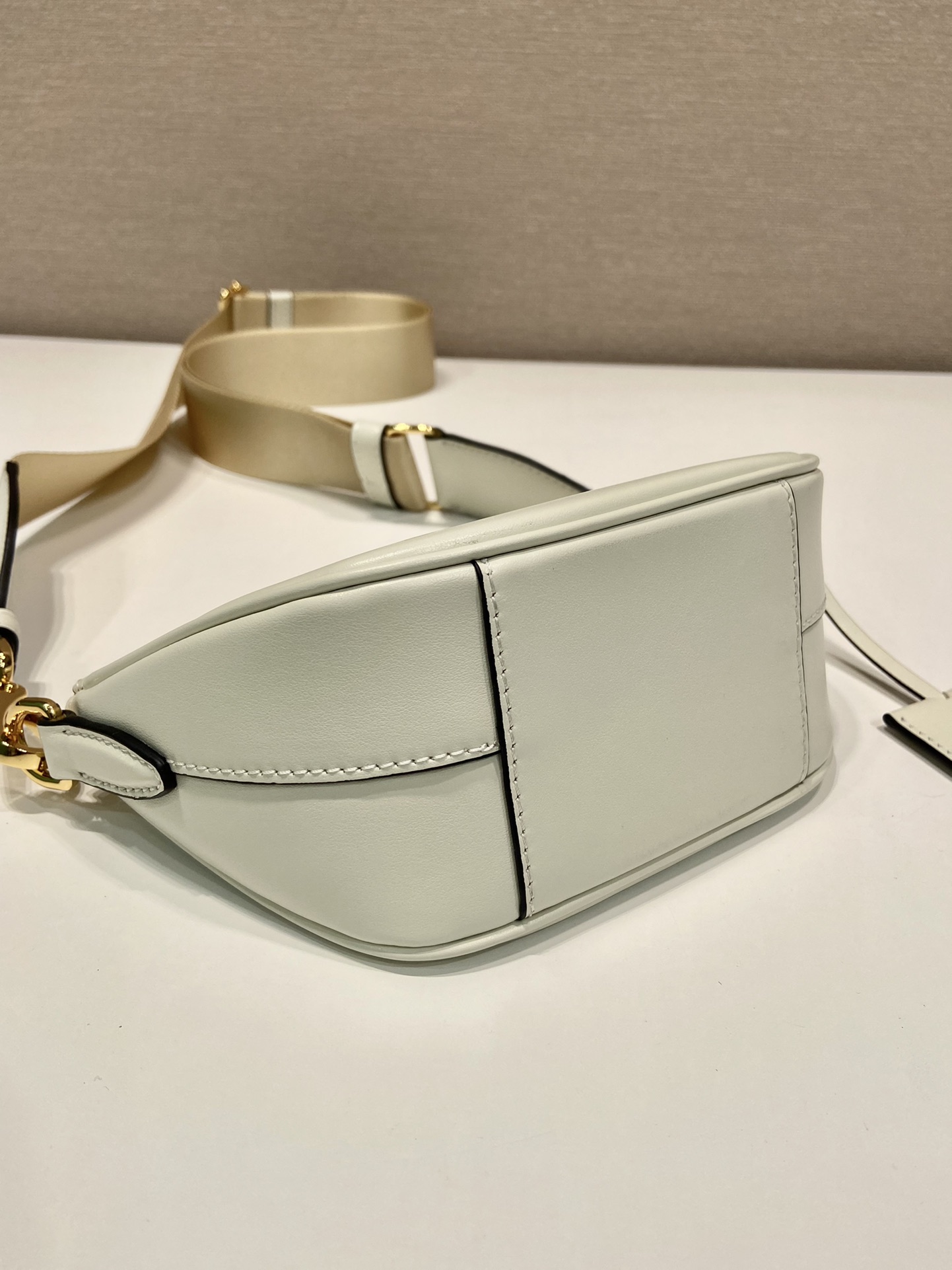 Pra*a 1bh212 crossbody bag-18*15*8cm