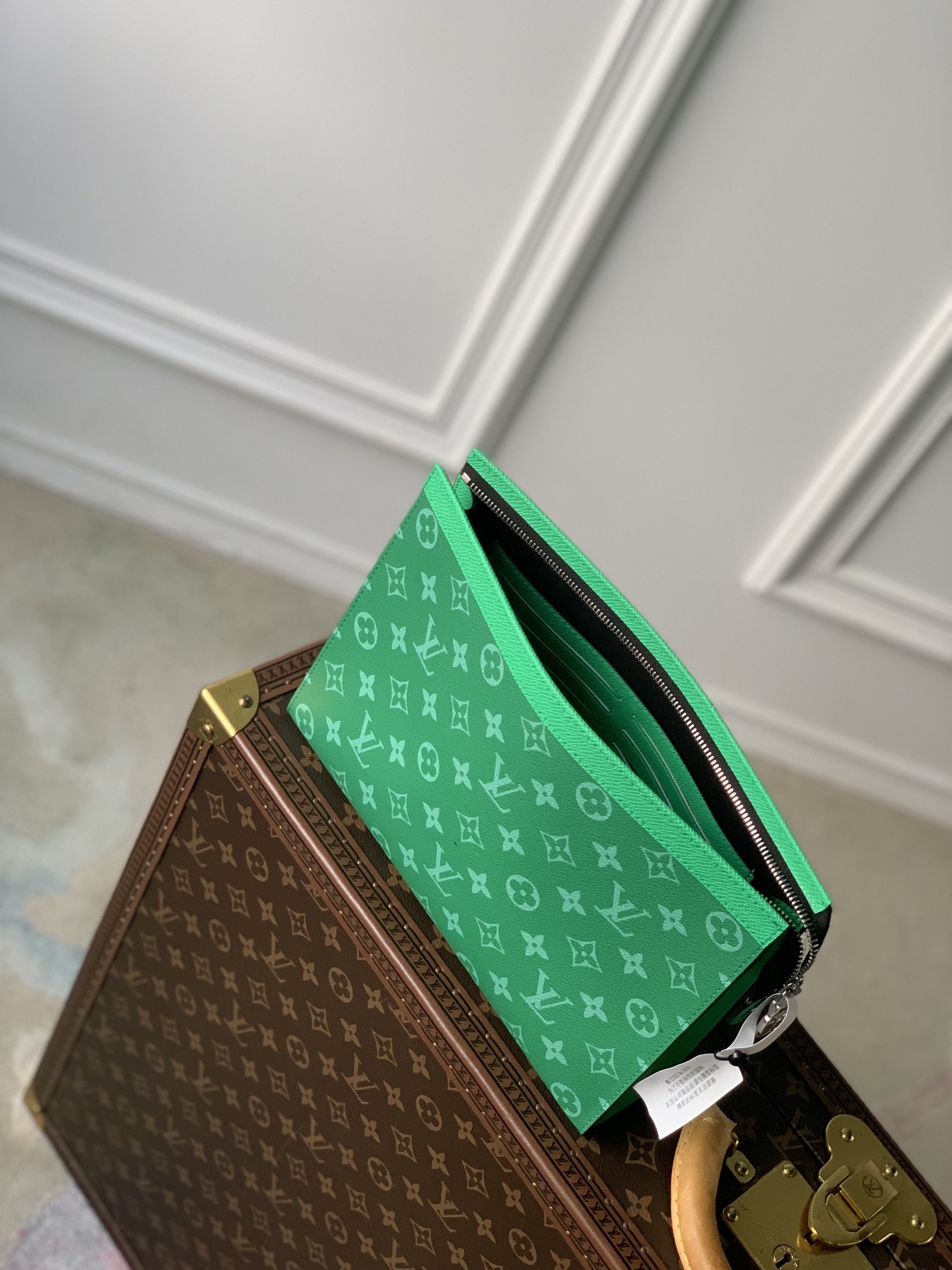 l0*is V*t0n pochette accessoires-26x20cm