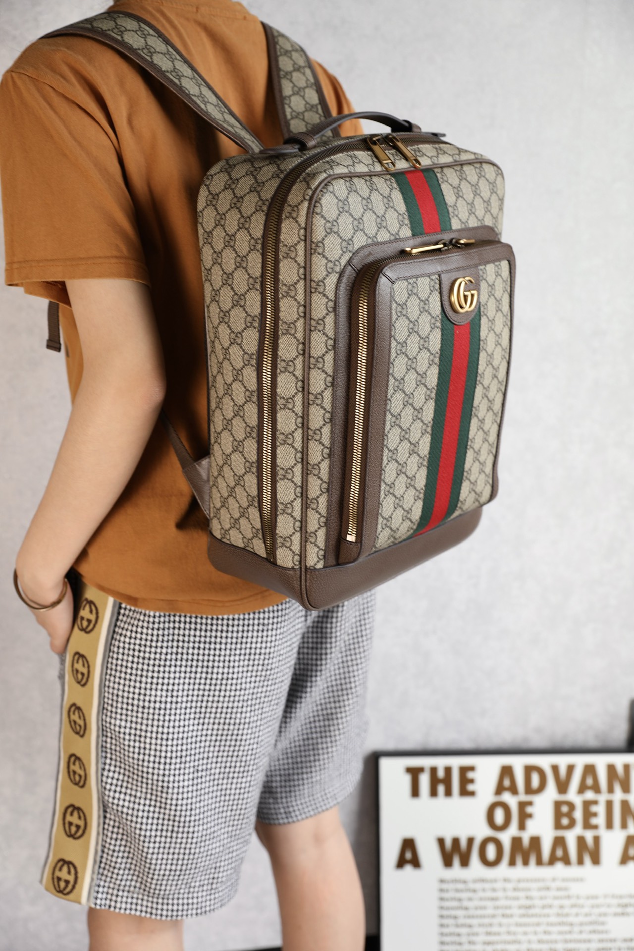 G*u*i ophidia backpack-30*40*14cm